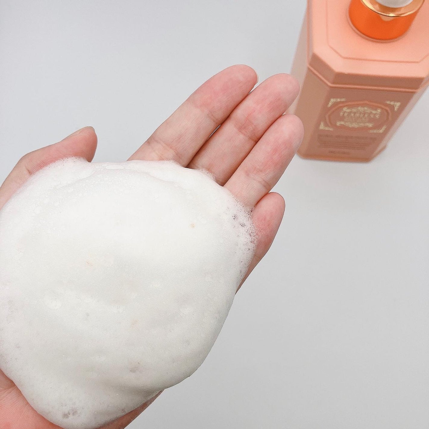 フローラル メドウ スイートティー  パフュームボディソープ/TEABLESS/ボディソープを使ったクチコミ(4枚目)