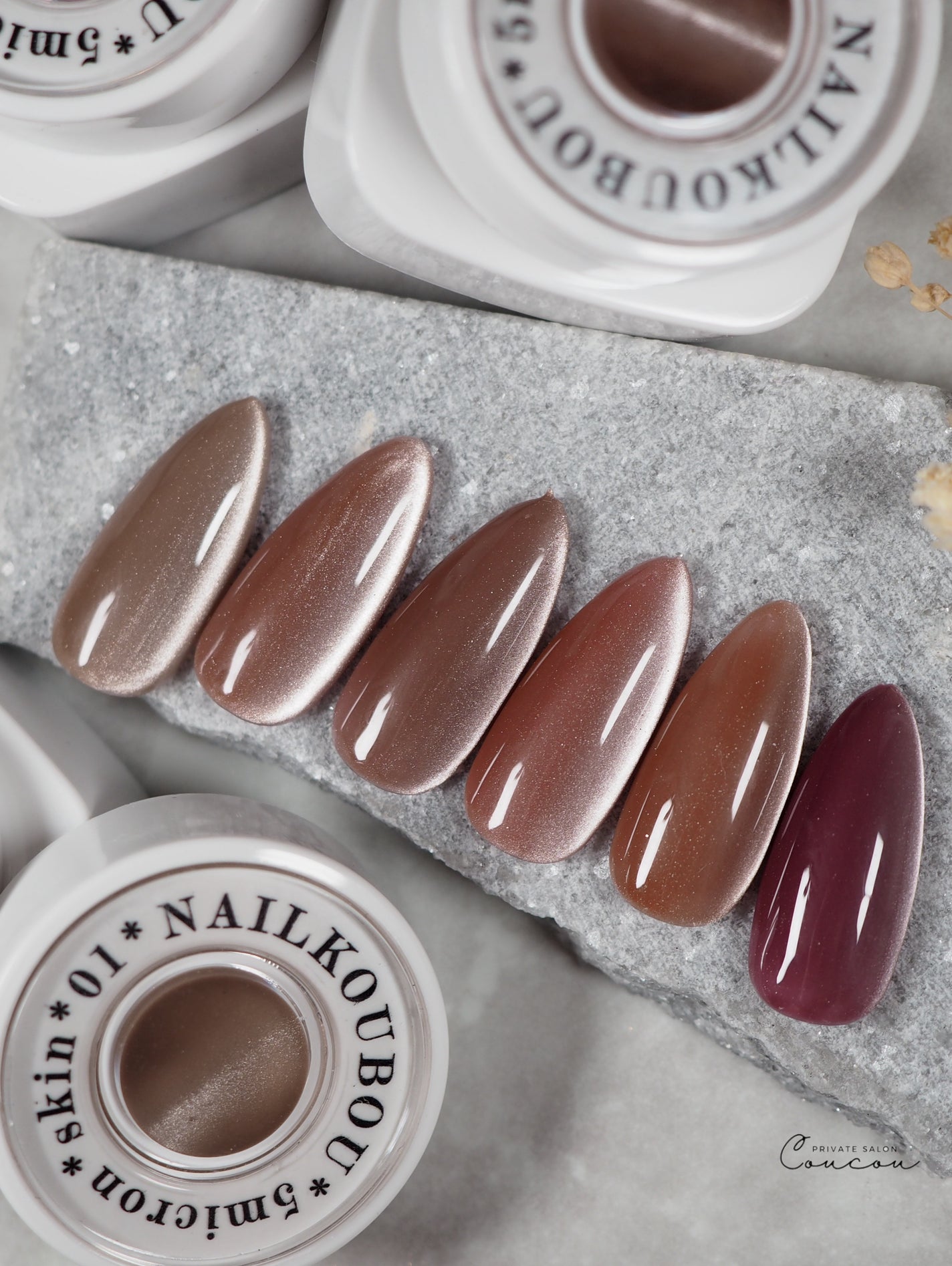 🐒ズボラママみっちゃんの高見えネイル💅 on LIPS 「←他にもたくさん投稿してます@nailkoubou@nailk..」(1枚目)