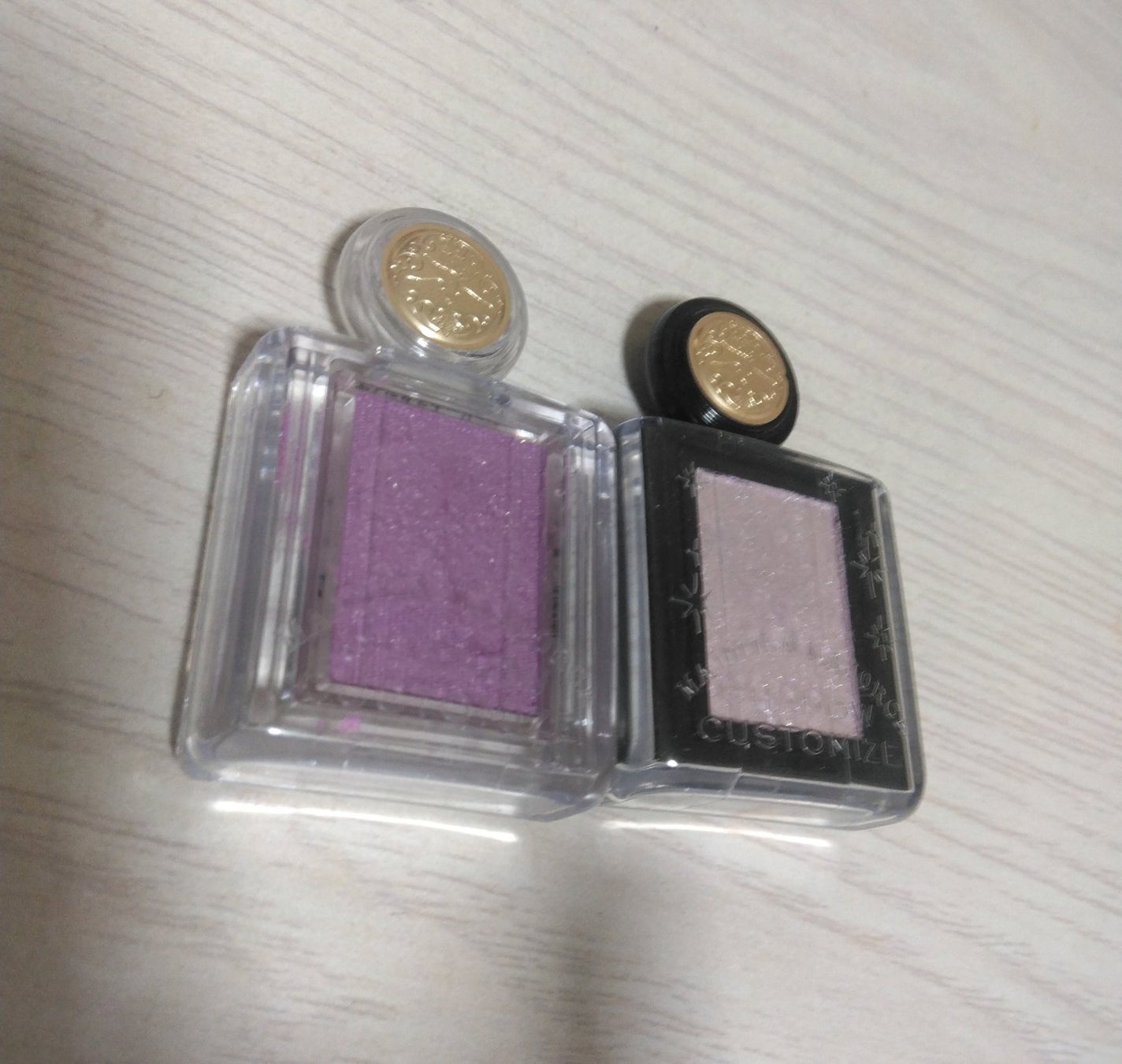 シャドーカスタマイズ/MAJOLICA MAJORCA/単色アイシャドウを使ったクチコミ(2枚目)