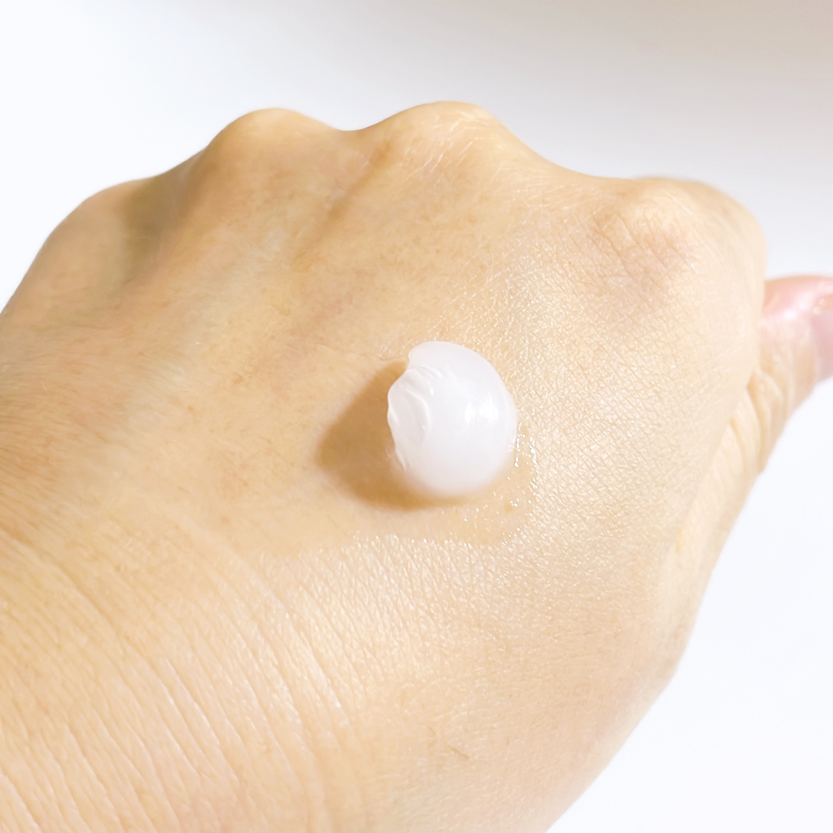 エッセンシャル プレミアム うるりジェリーミルク/エッセンシャル/ヘアミルクを使ったクチコミ（2枚目）