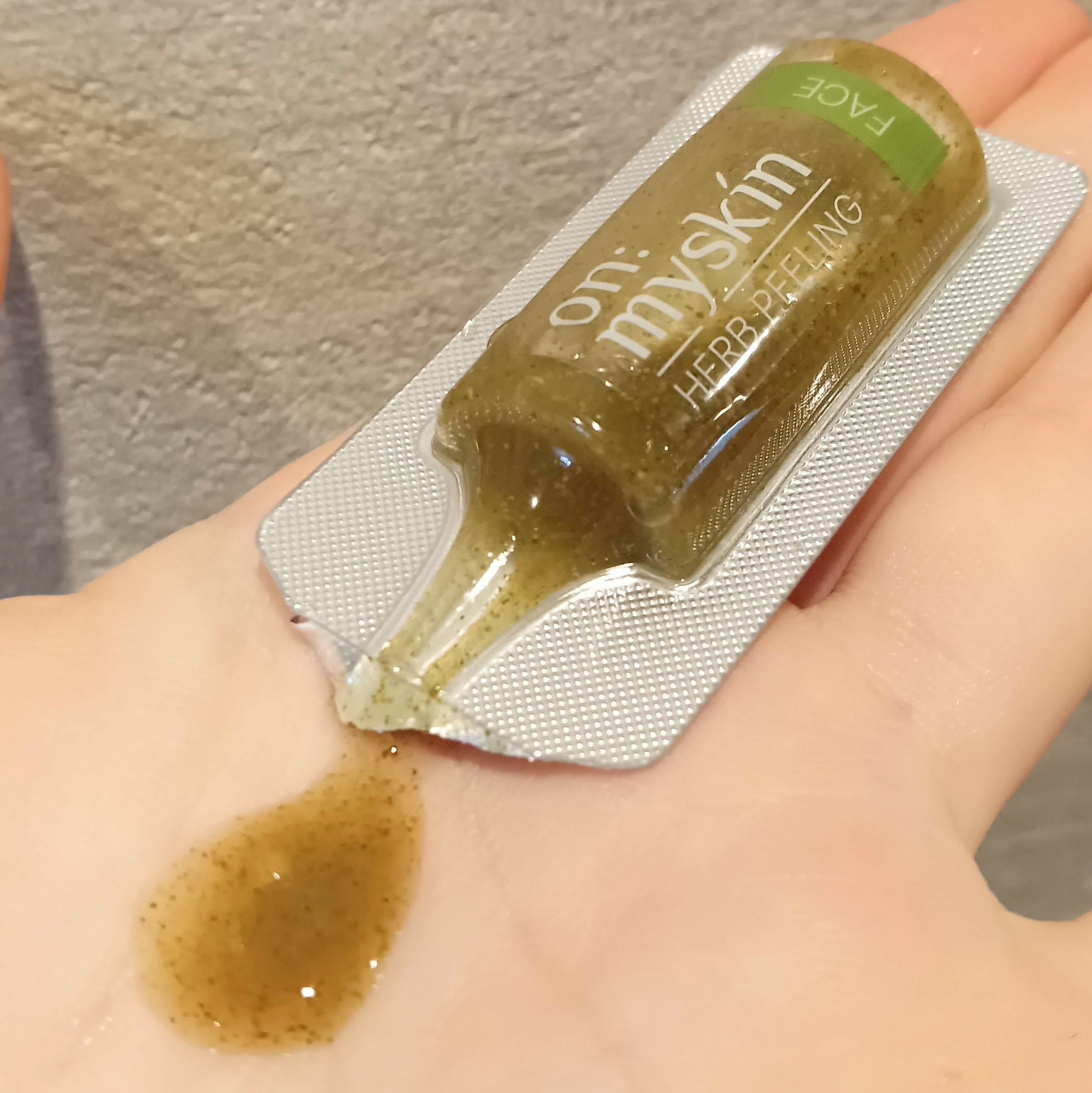 ハーブピーリング｜on:myskinの使い方を徹底解説 - 《オンマイ