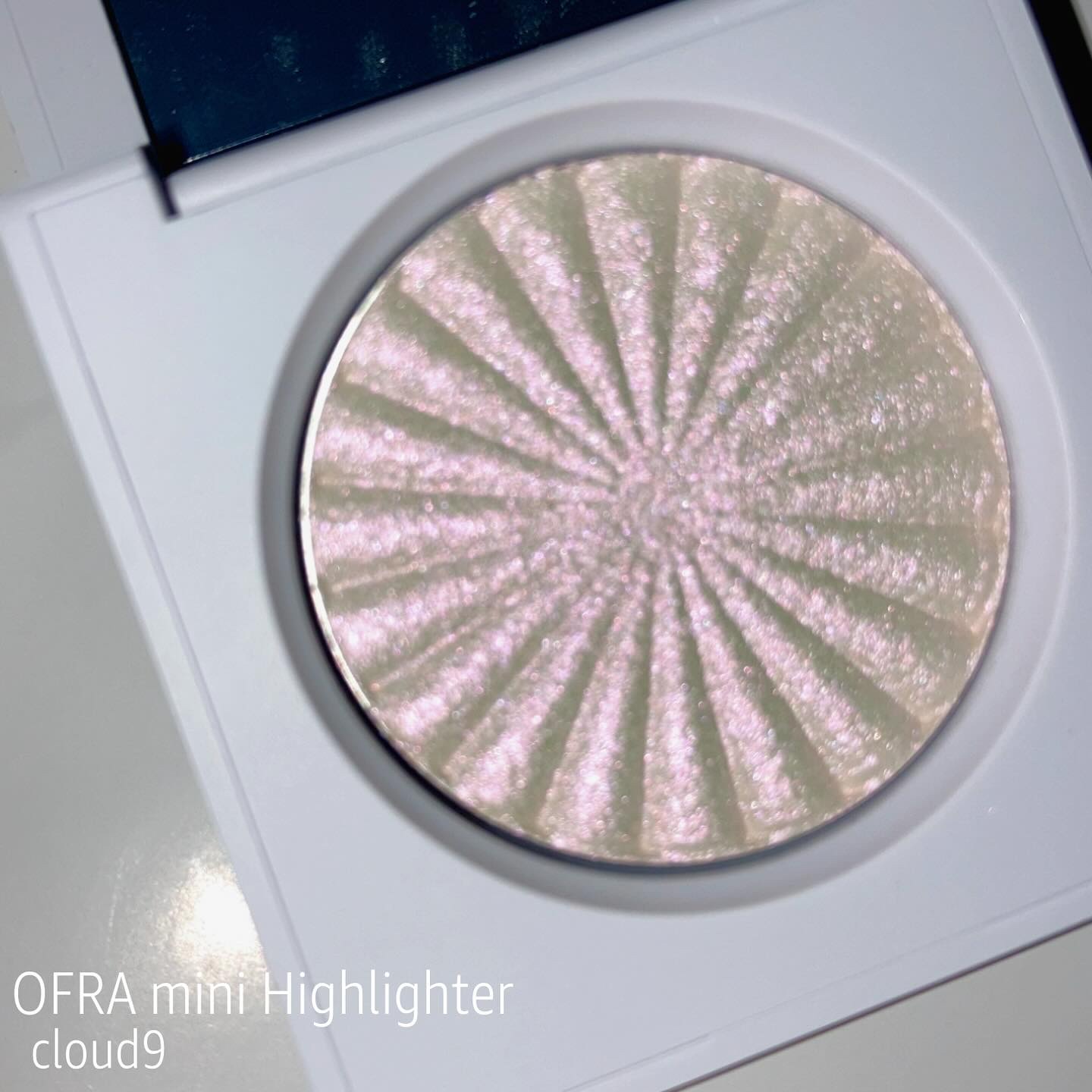 OFRA mini Highlighter/Ofra Cosmetics/パウダーハイライトを使ったクチコミ（1枚目）
