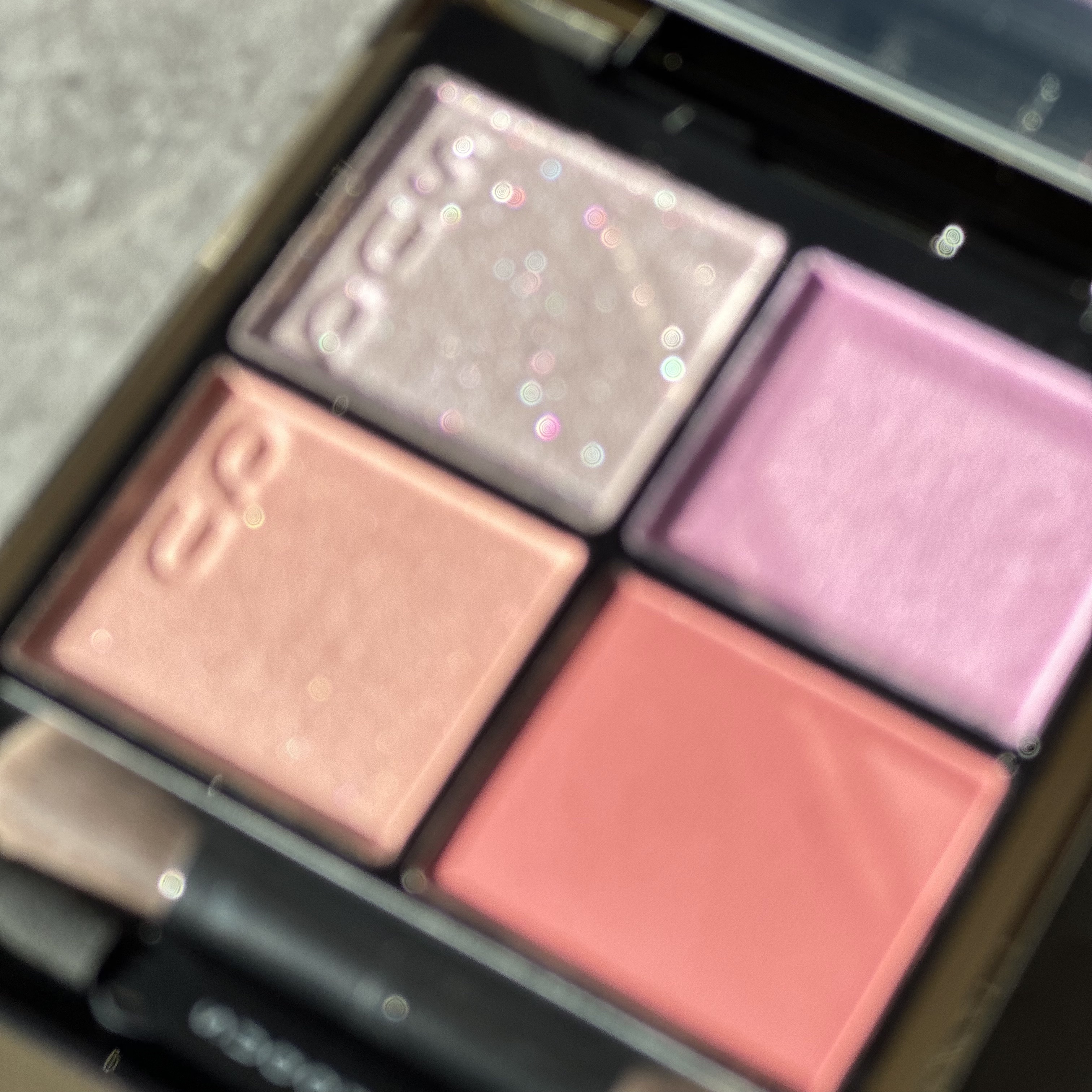 シグニチャー カラー アイズ/SUQQU/アイシャドウパレットを使ったクチコミ（3枚目）