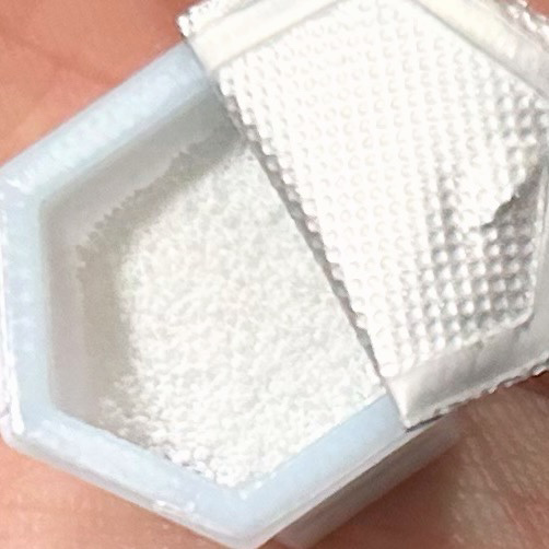 suisai スイサイ ビューティクリア パウダーウォッシュNのクチコミ「毛穴目立たなくなるとかニキビ消えるとか
そんなこと聞いてたからかなーーり期待してたの‪🥲‎

.....」（3枚目）