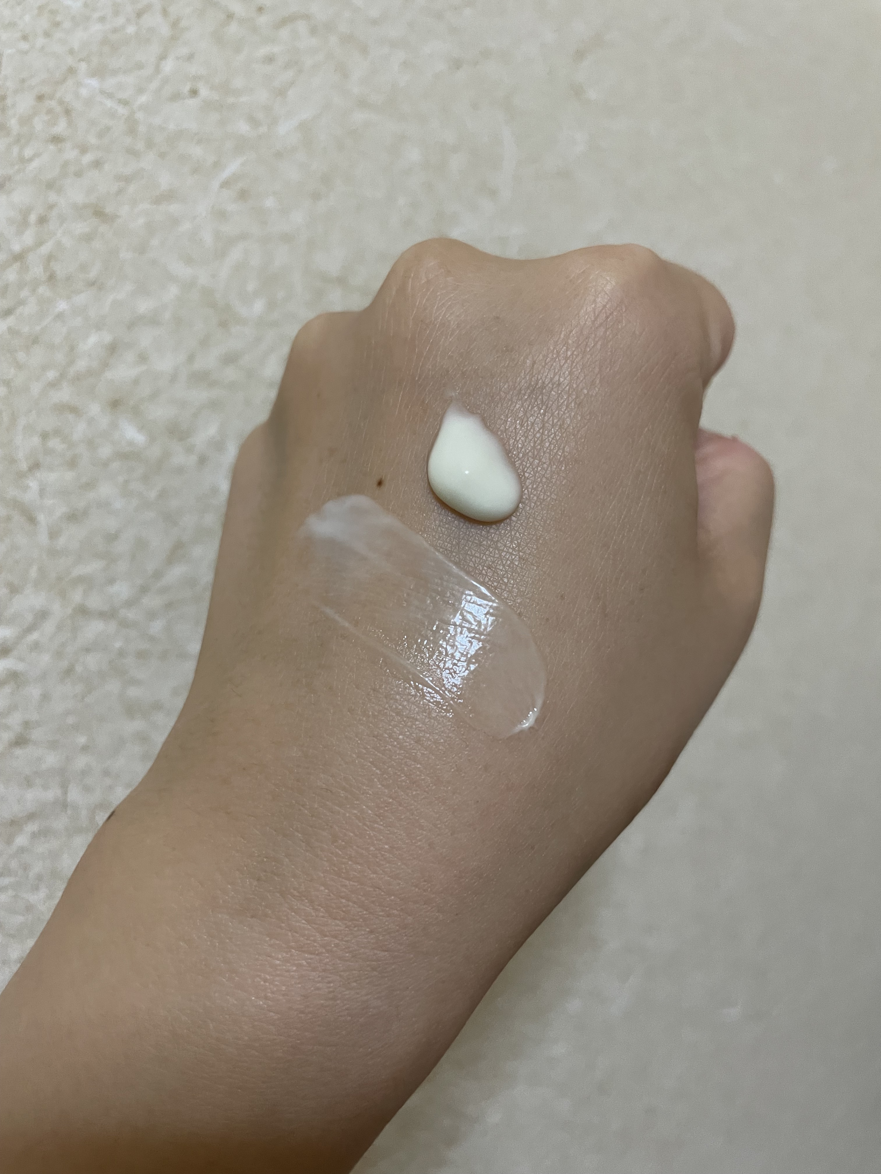 ソフィーナ iP スキンケアUV 01乾燥しがちな肌環境 SPF50+ PA++++ 30g/SOFINA iP/日焼け止めクリームを使ったクチコミ（2枚目）