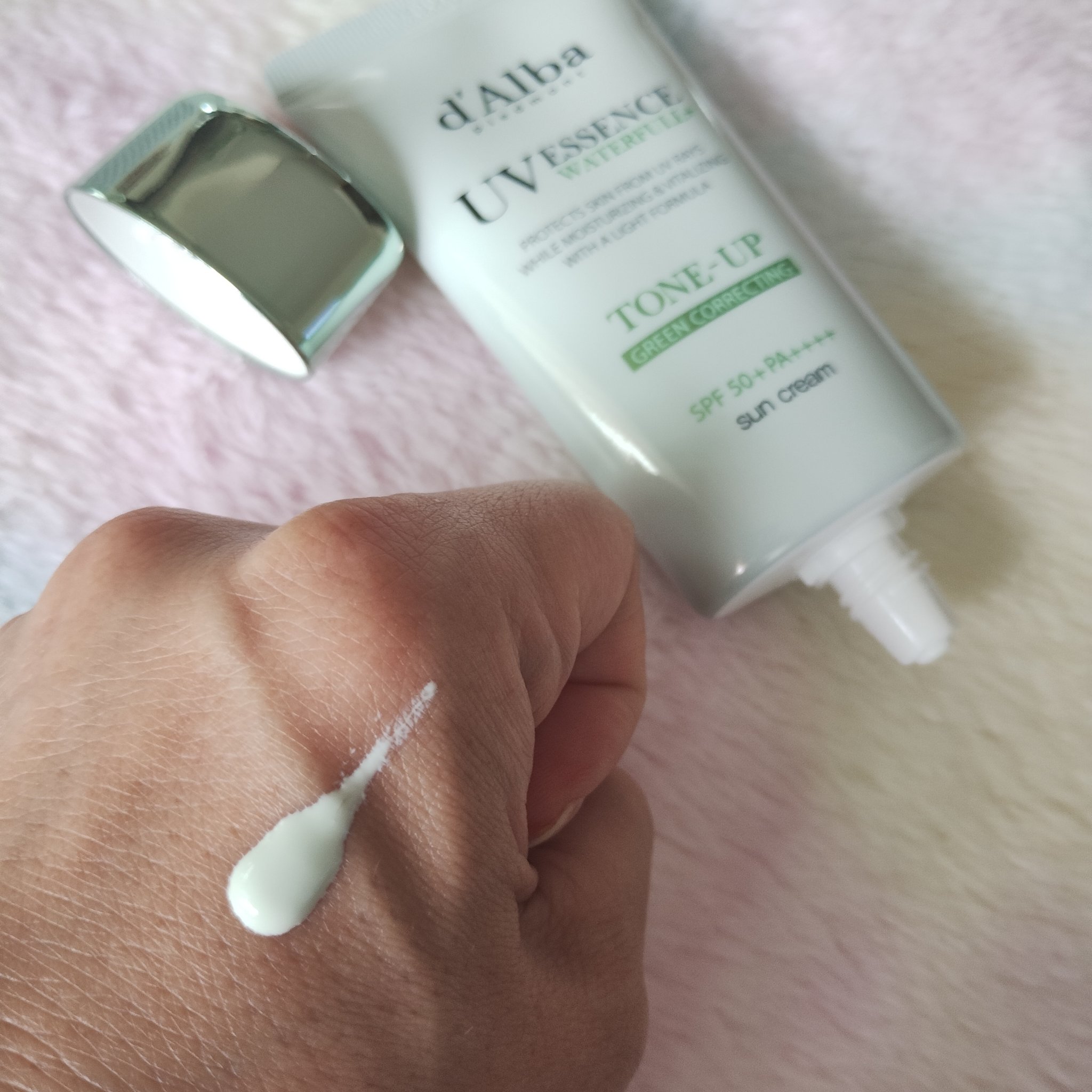 クリーンティーツリーリポソームトーンアップサンクリーム（グリーン）/ダルバ/日焼け止めクリームを使ったクチコミ（2枚目）