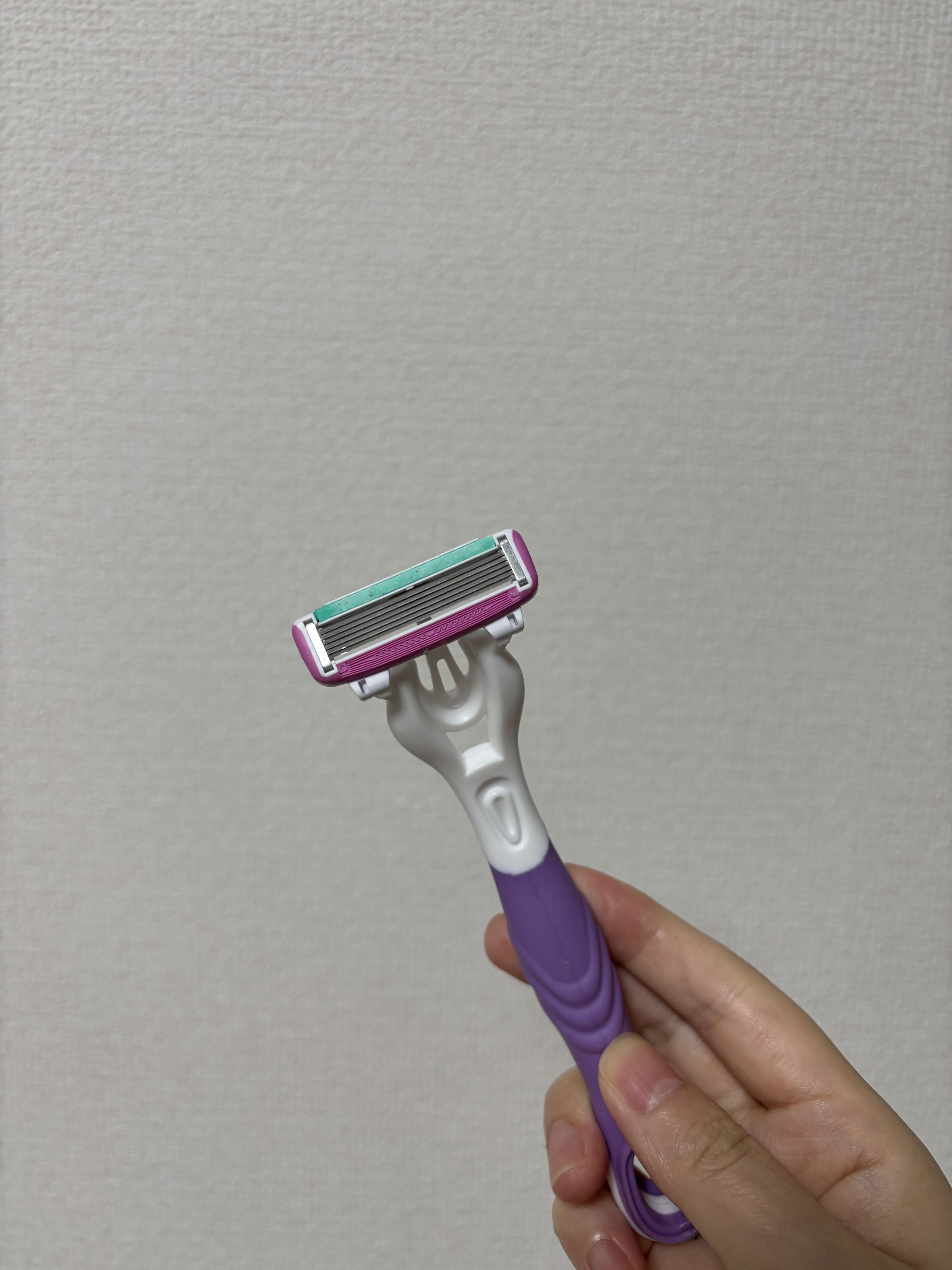 ボディ用カミソリ(6枚刃)/DAISO/シェーバーを使ったクチコミ（1枚目）