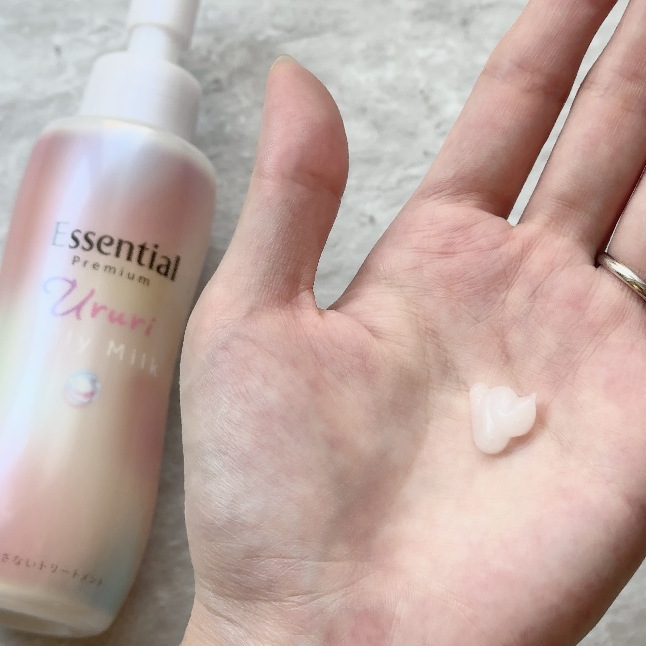 エッセンシャル プレミアム うるりジェリーミルク/エッセンシャル/ヘアミルクを使ったクチコミ（2枚目）