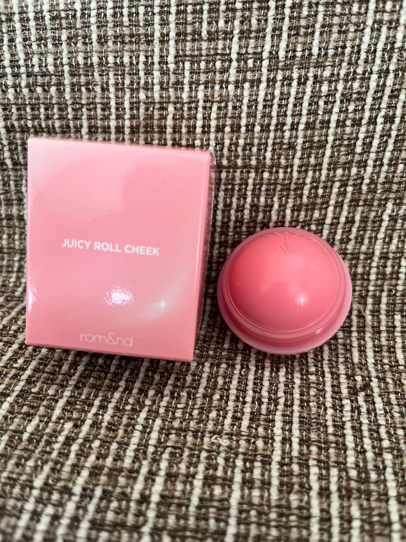 ジューシーロールチーク/rom&nd/ジェル・クリームチークを使ったクチコミ(2枚目)