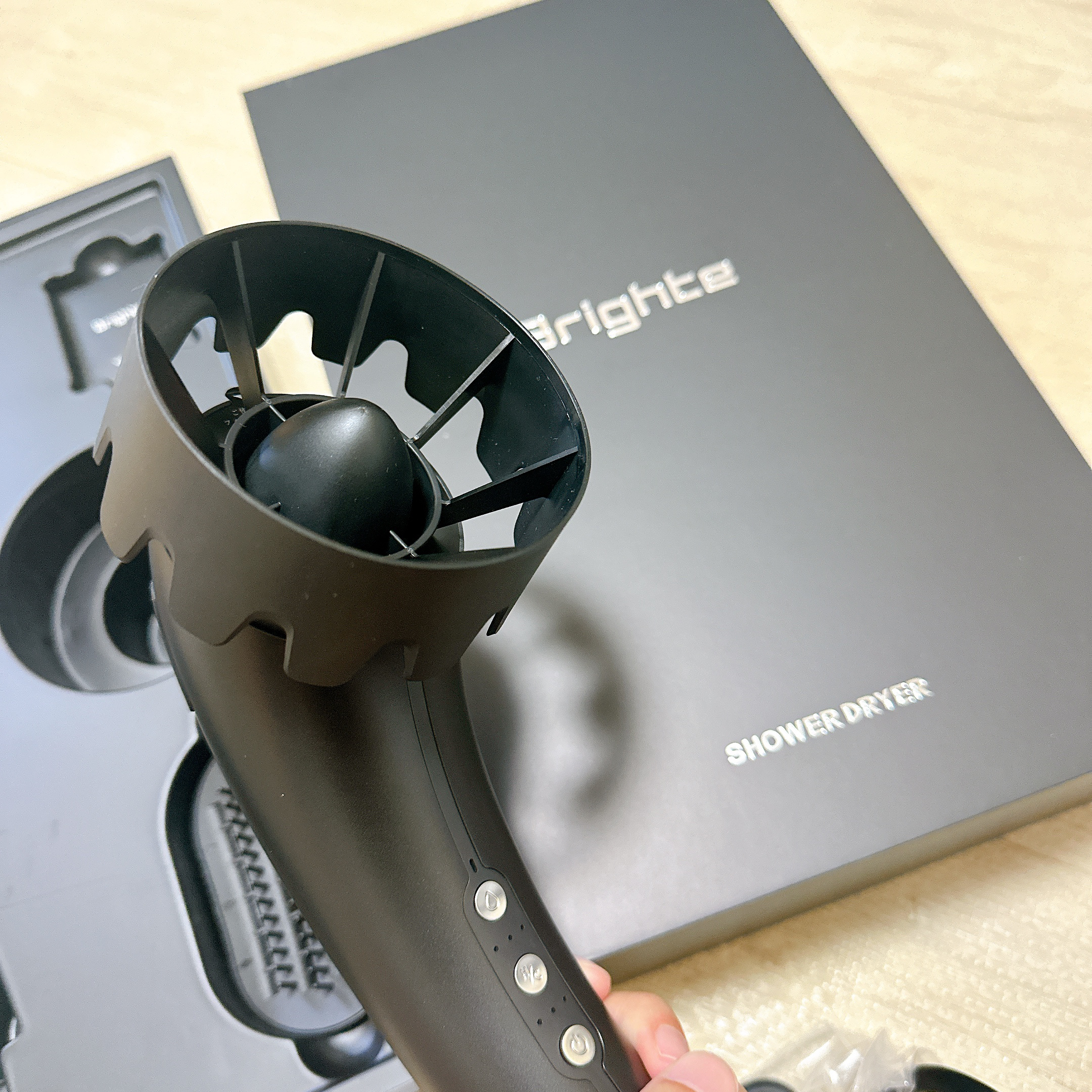 SHOWER DRYER/Brighte/ドライヤーを使ったクチコミ（3枚目）