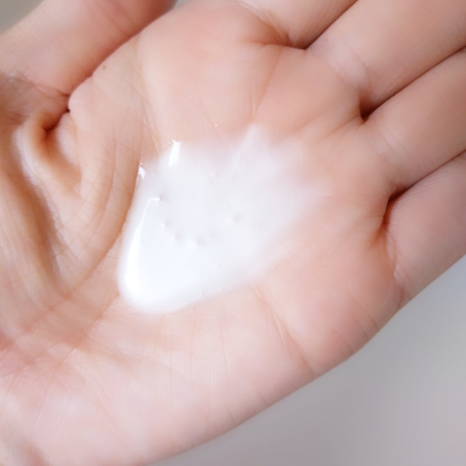 エッセンシャルプレミアム バリアシャンプー・コンディショナー スパークルモイスト/エッセンシャル/市販シャンプーを使ったクチコミ（3枚目）