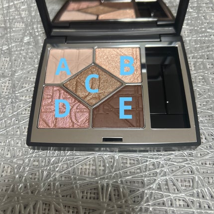 ケイト デザイニングアイブロウ3D/KATE/パウダーアイブロウを使ったクチコミ(4枚目)