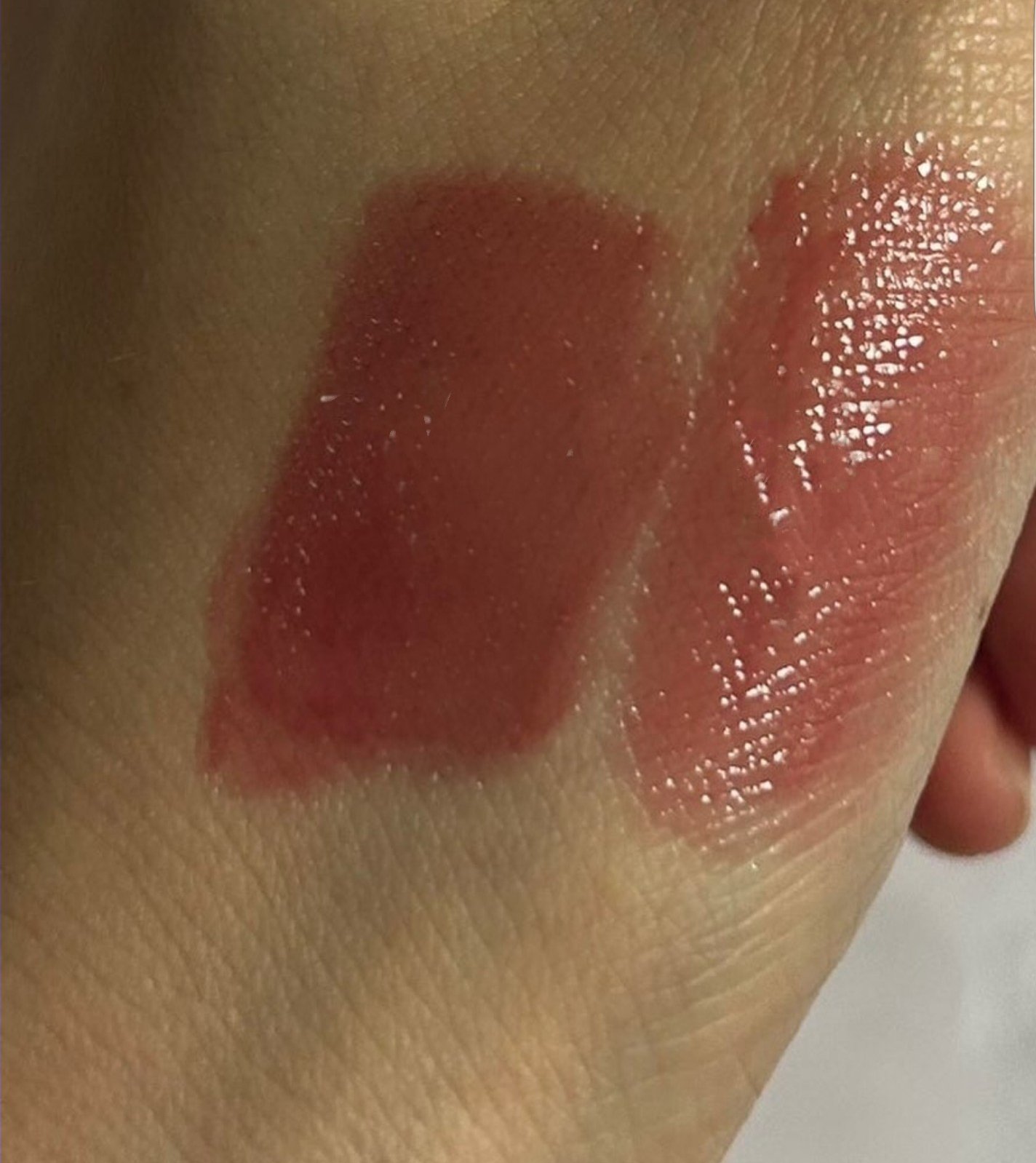 ジューシーラスティングティント/rom&nd/リップティントを使ったクチコミ（3枚目）