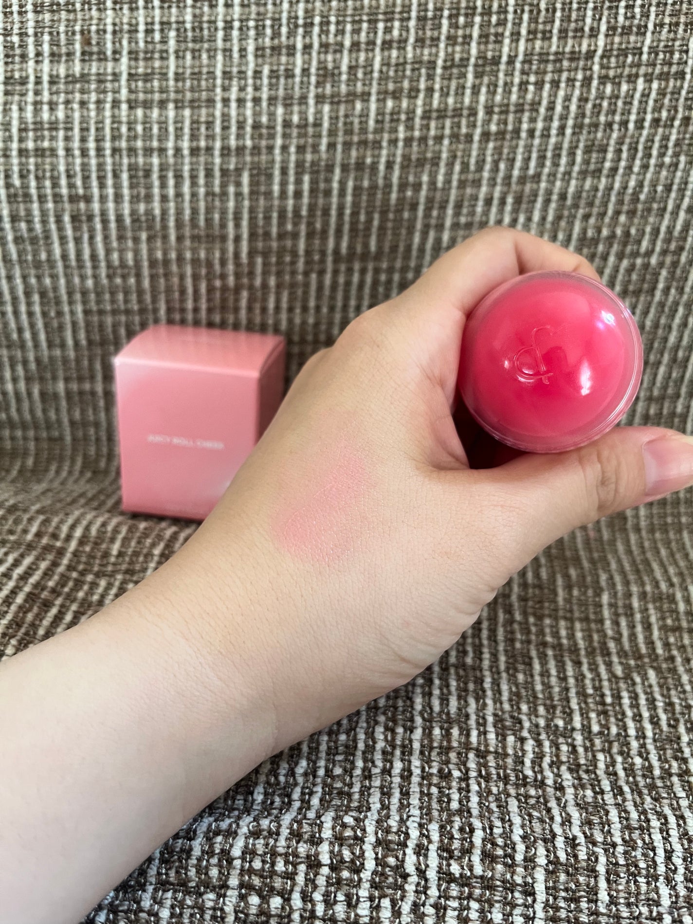 ジューシーロールチーク/rom&nd/ジェル・クリームチークを使ったクチコミ(3枚目)