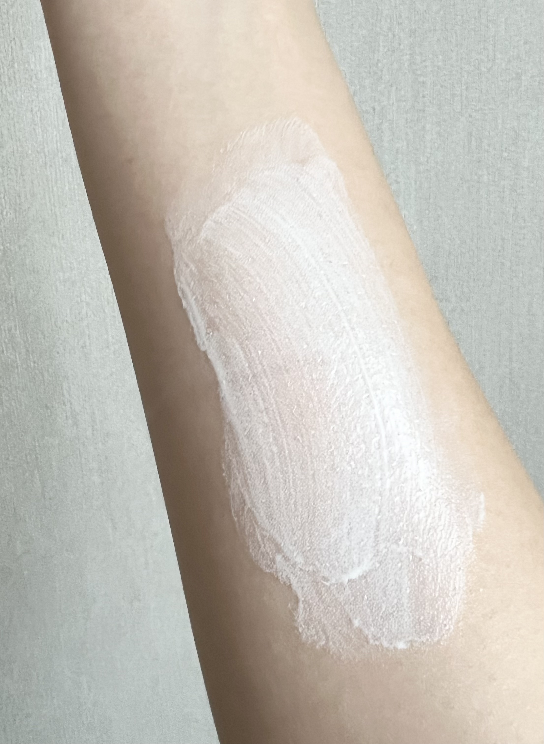 クリーンティーツリーリポソームトーンアップサンクリーム（グリーン）/ダルバ/日焼け止めクリームを使ったクチコミ（3枚目）