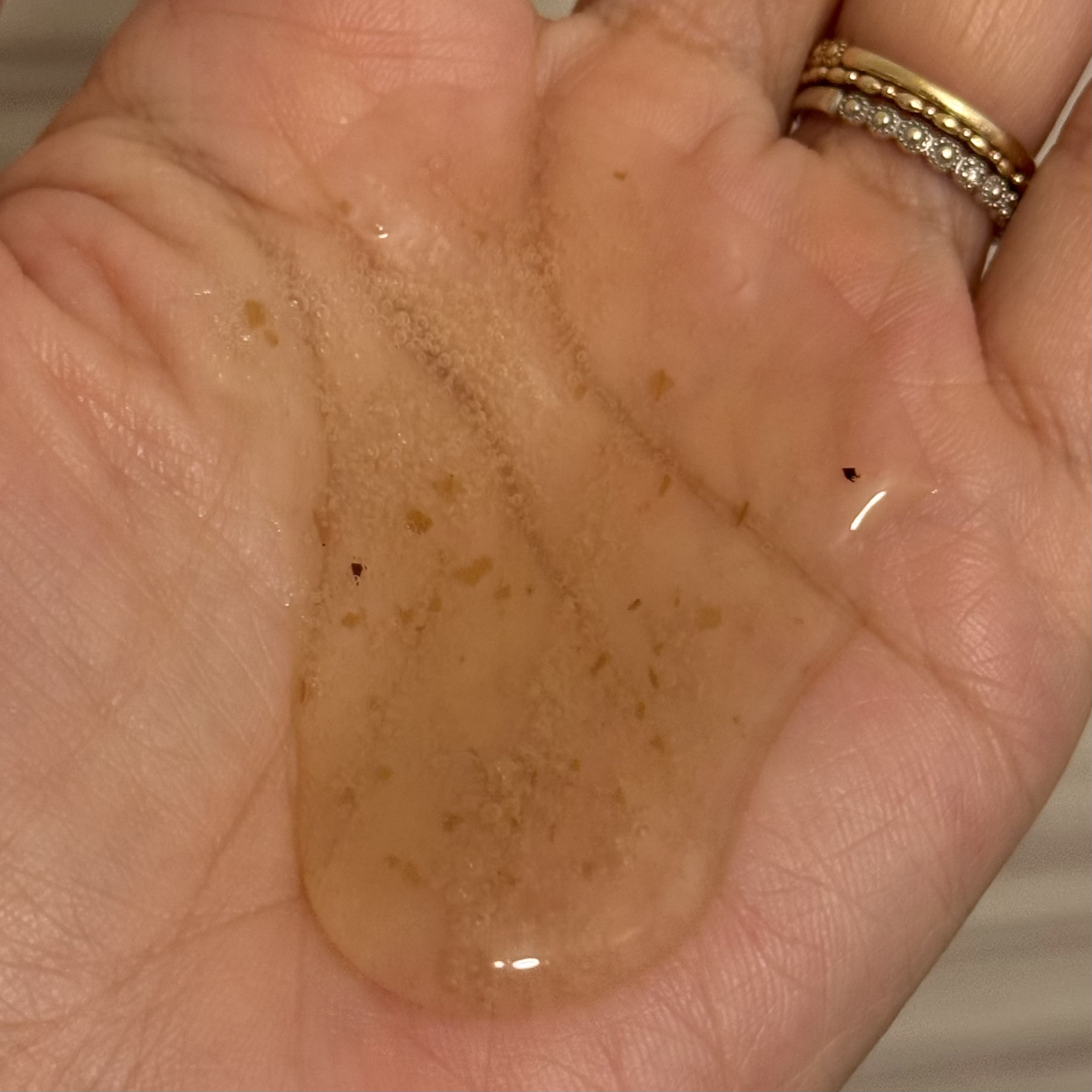 パフュームボディウォッシュ フィグピーチウーロンティー/TEABLESS/ボディソープを使ったクチコミ（2枚目）