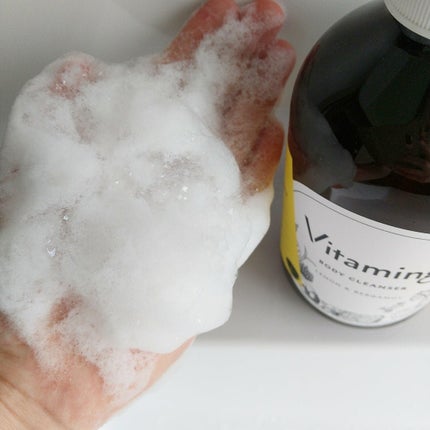 リフレッシングボディソープ(レモン&ベルガモットの香り)/Vitaming/ボディソープを使ったクチコミ(3枚目)