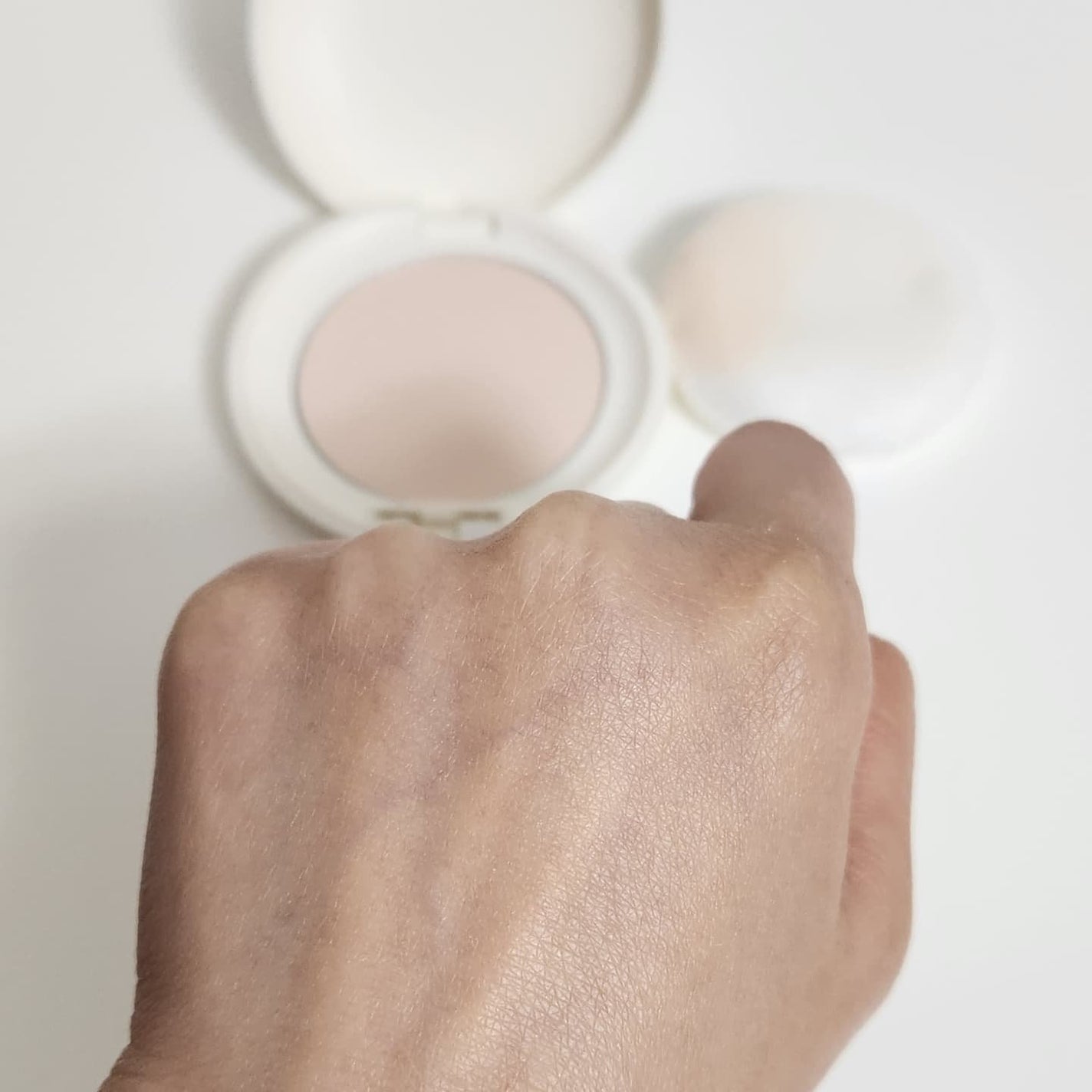 サナ 素肌記念日 スキンケアパウダー N/素肌記念日/プレストパウダーを使ったクチコミ(6枚目)