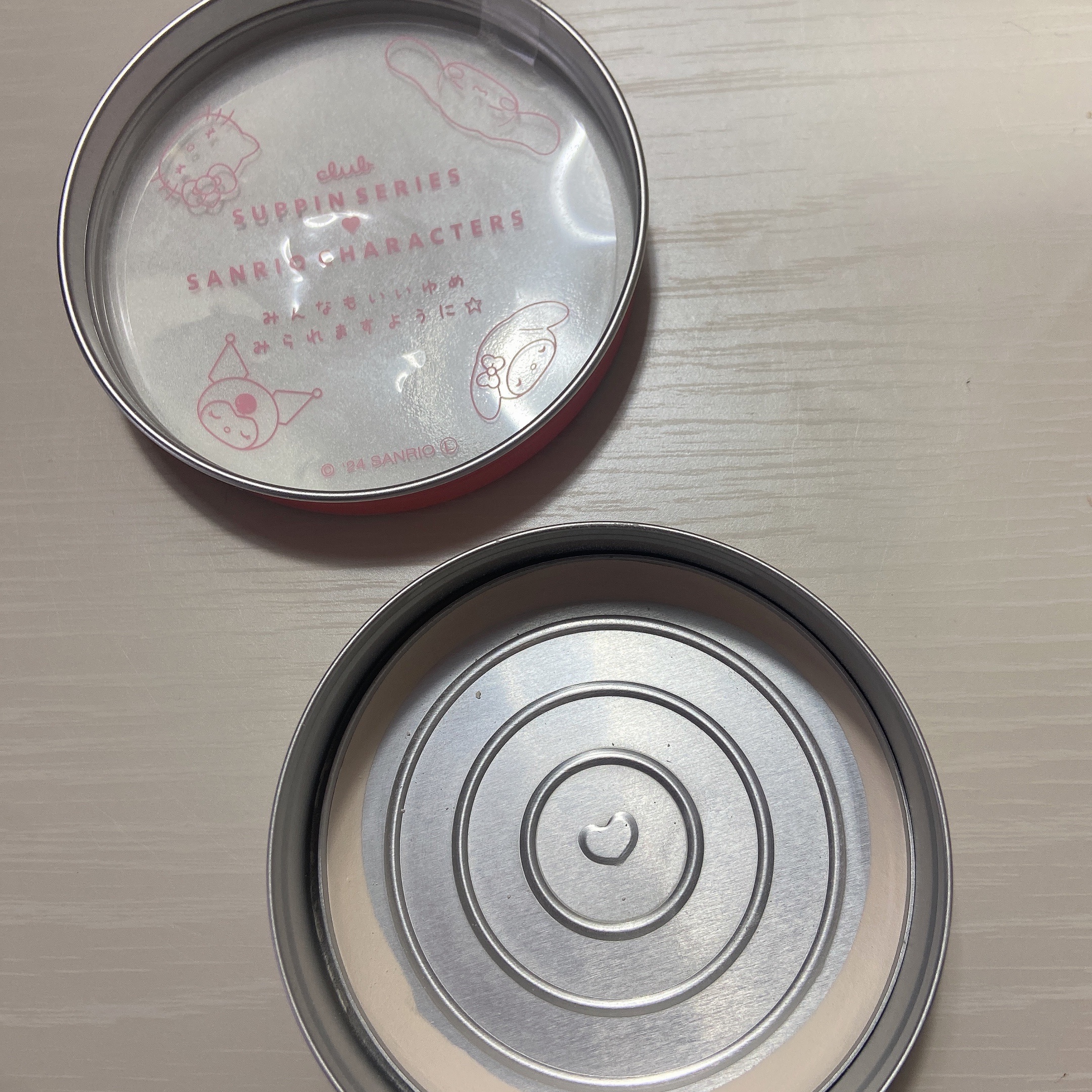 すっぴんパウダーC ホワイトフローラルブーケの香り/クラブ/プレストパウダーを使ったクチコミ（1枚目）