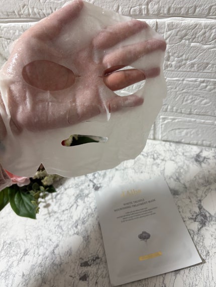 ホワイトトリュフナリシングトリートメントマスク/ダルバ/シートマスク・パックを使ったクチコミ(9枚目)