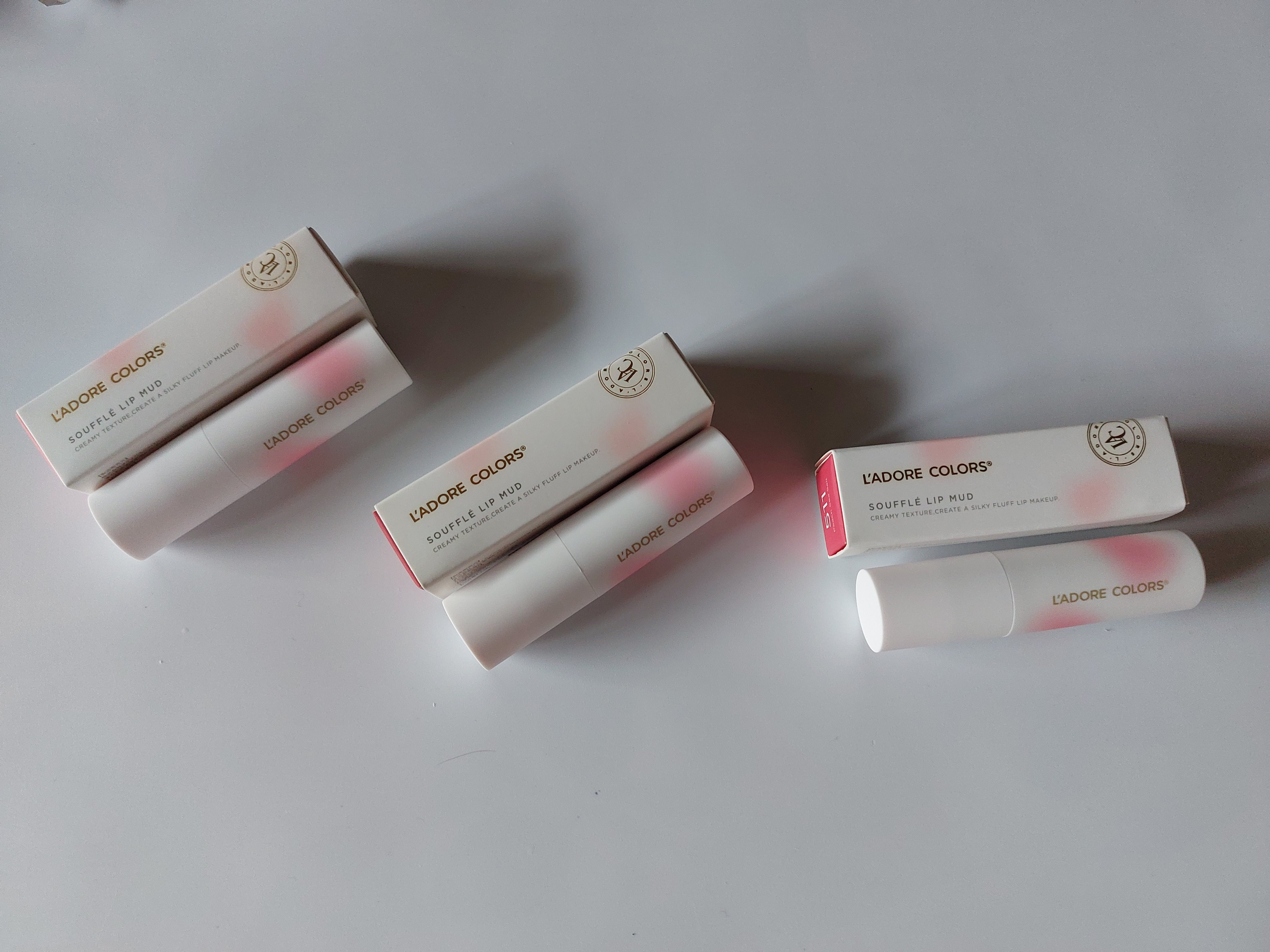 スフレマットリップ/L'adore Colors/口紅を使ったクチコミ（1枚目）