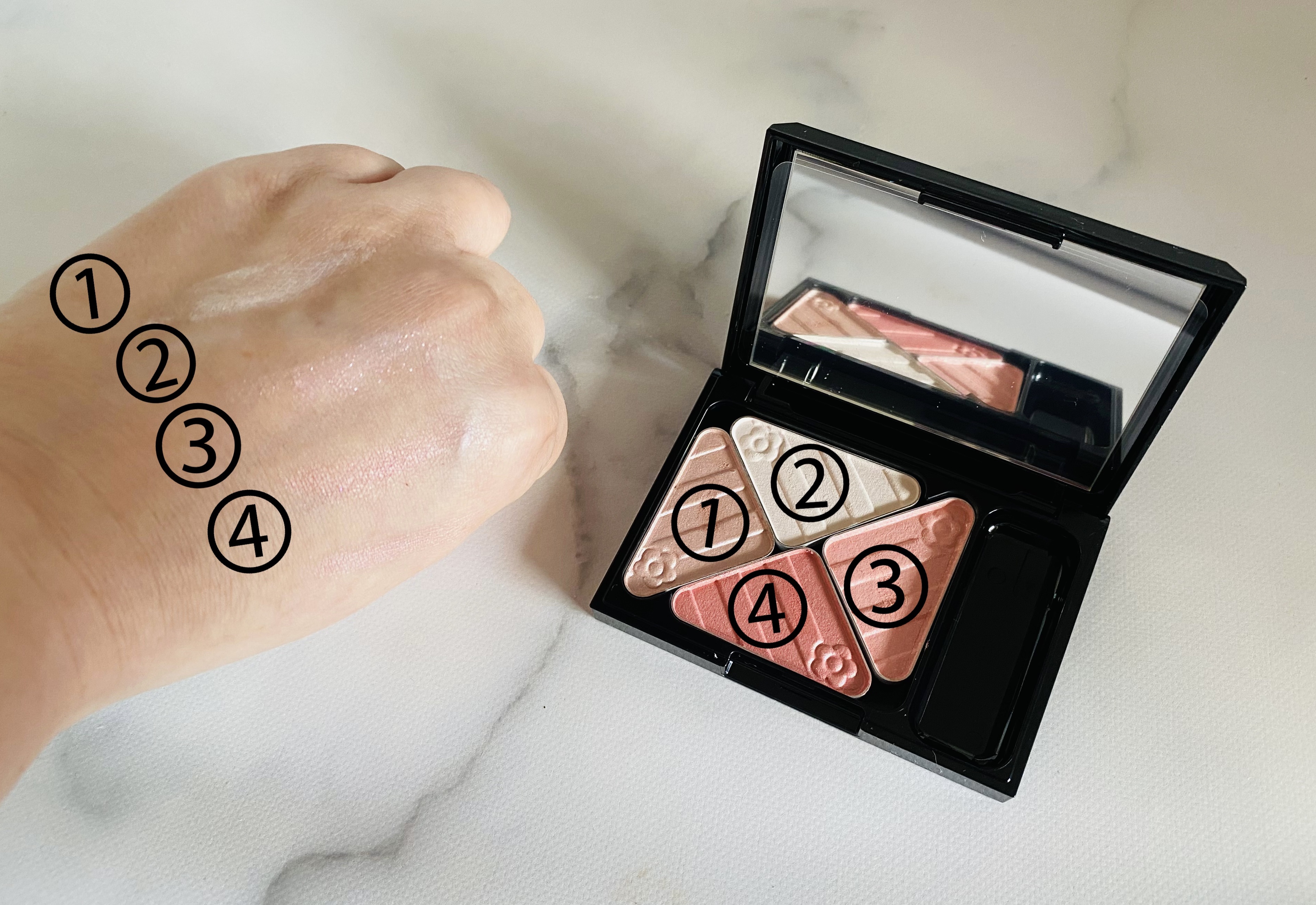 アイオープナー/MARY QUANT/単色アイシャドウを使ったクチコミ（2枚目）