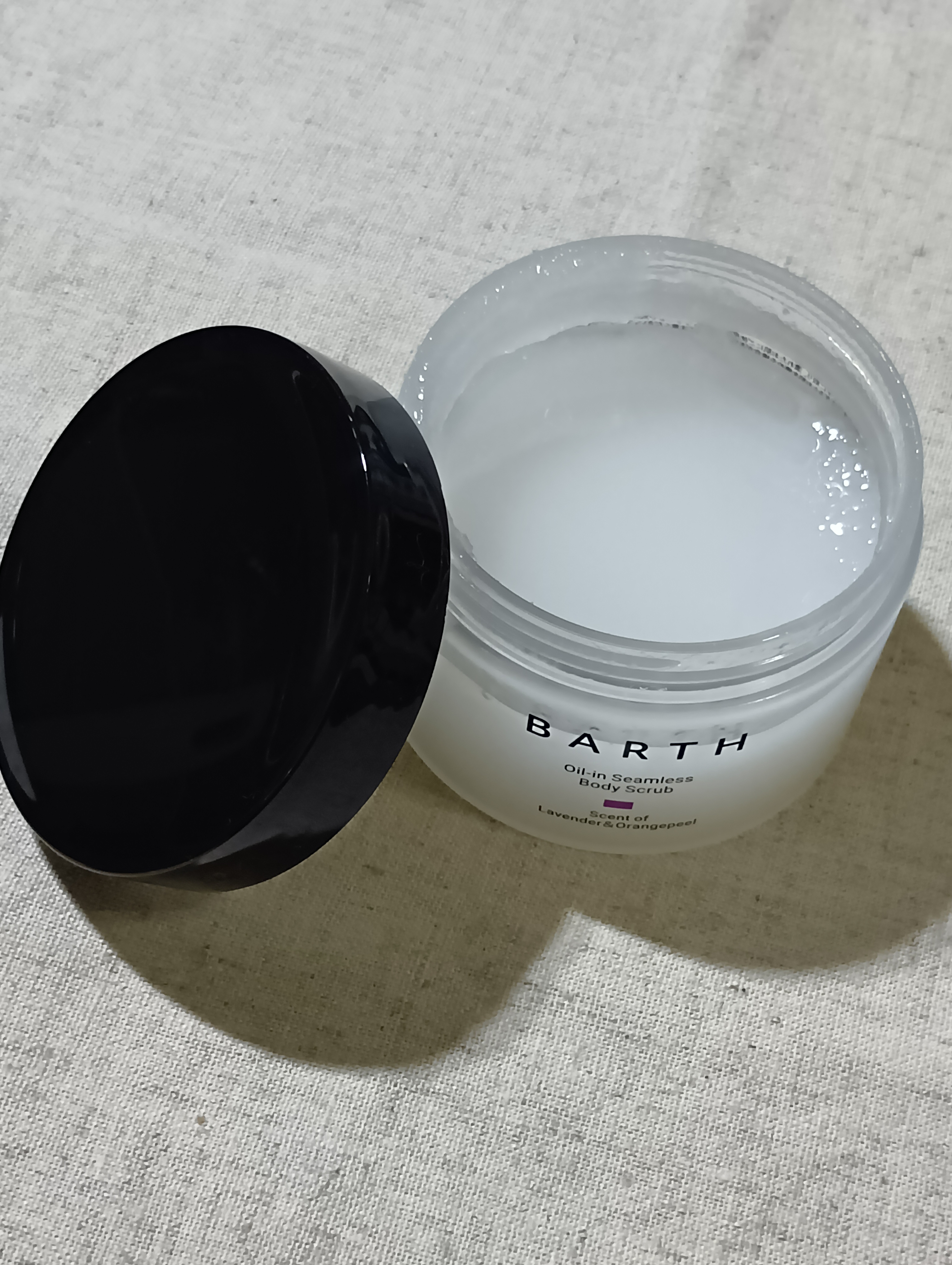 BARTH オイルイン シームレス ボディスクラブ/BARTH/ボディスクラブを使ったクチコミ（2枚目）