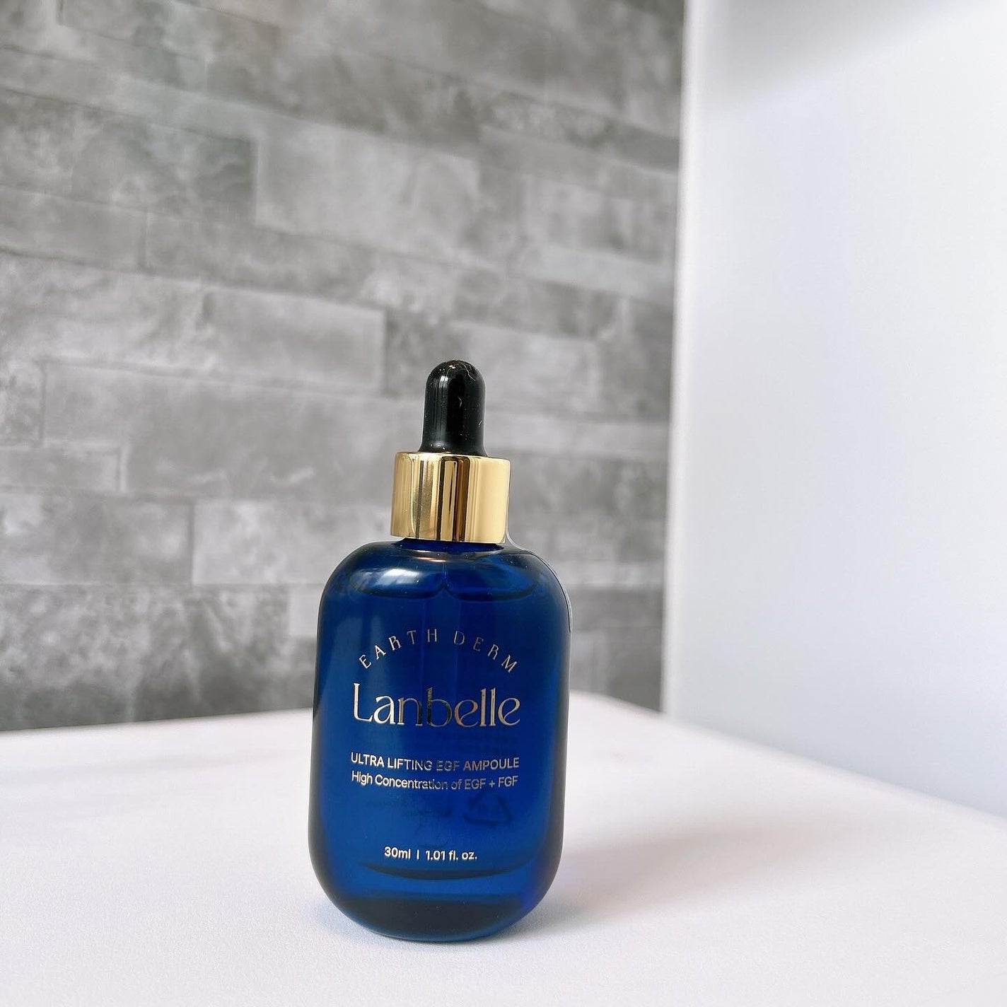 ウルトラリフティングEGFアンプル/LANBELLE/美容液を使ったクチコミ(2枚目)