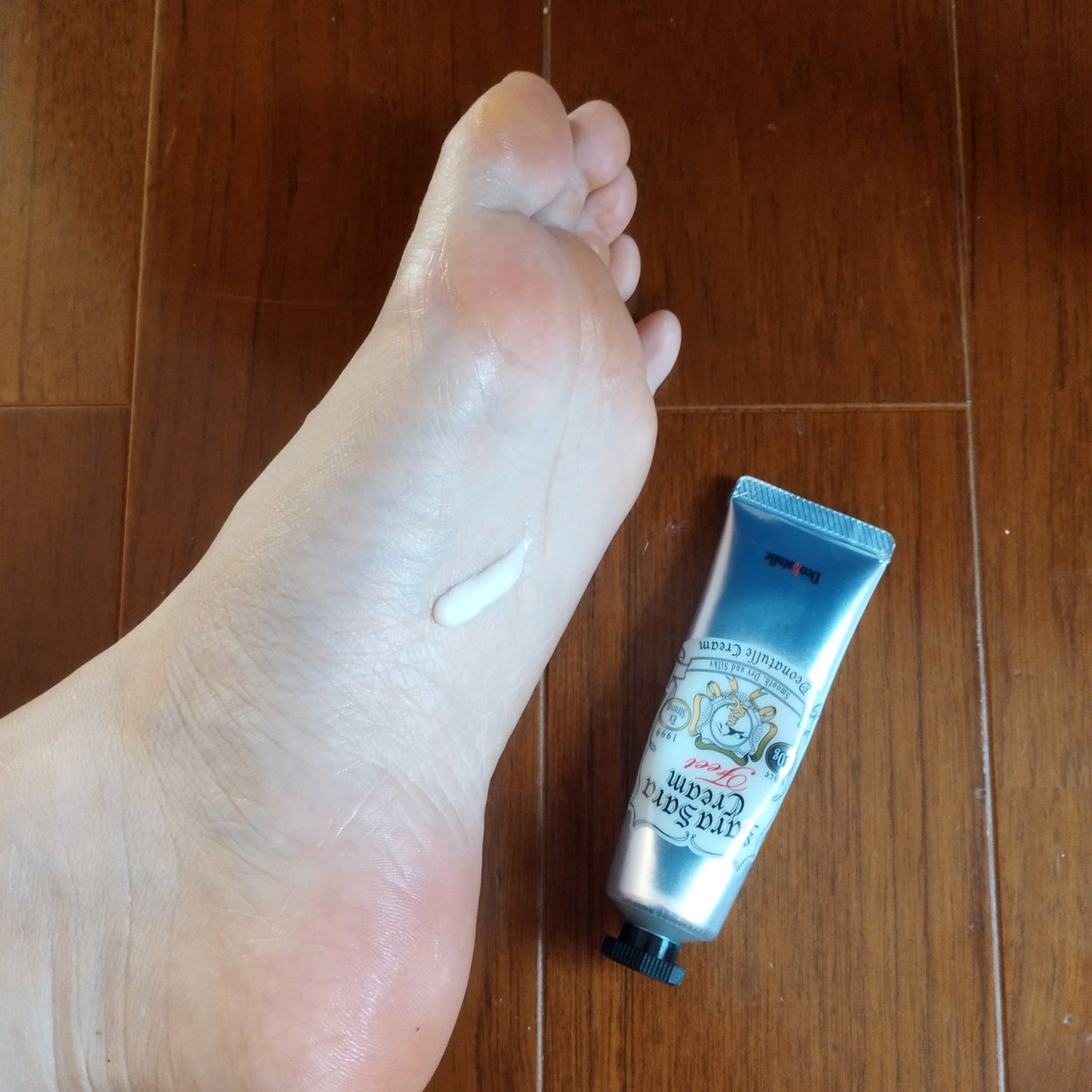 薬用足指さらさらクリーム/デオナチュレ/デオドラント・制汗剤を使ったクチコミ(3枚目)