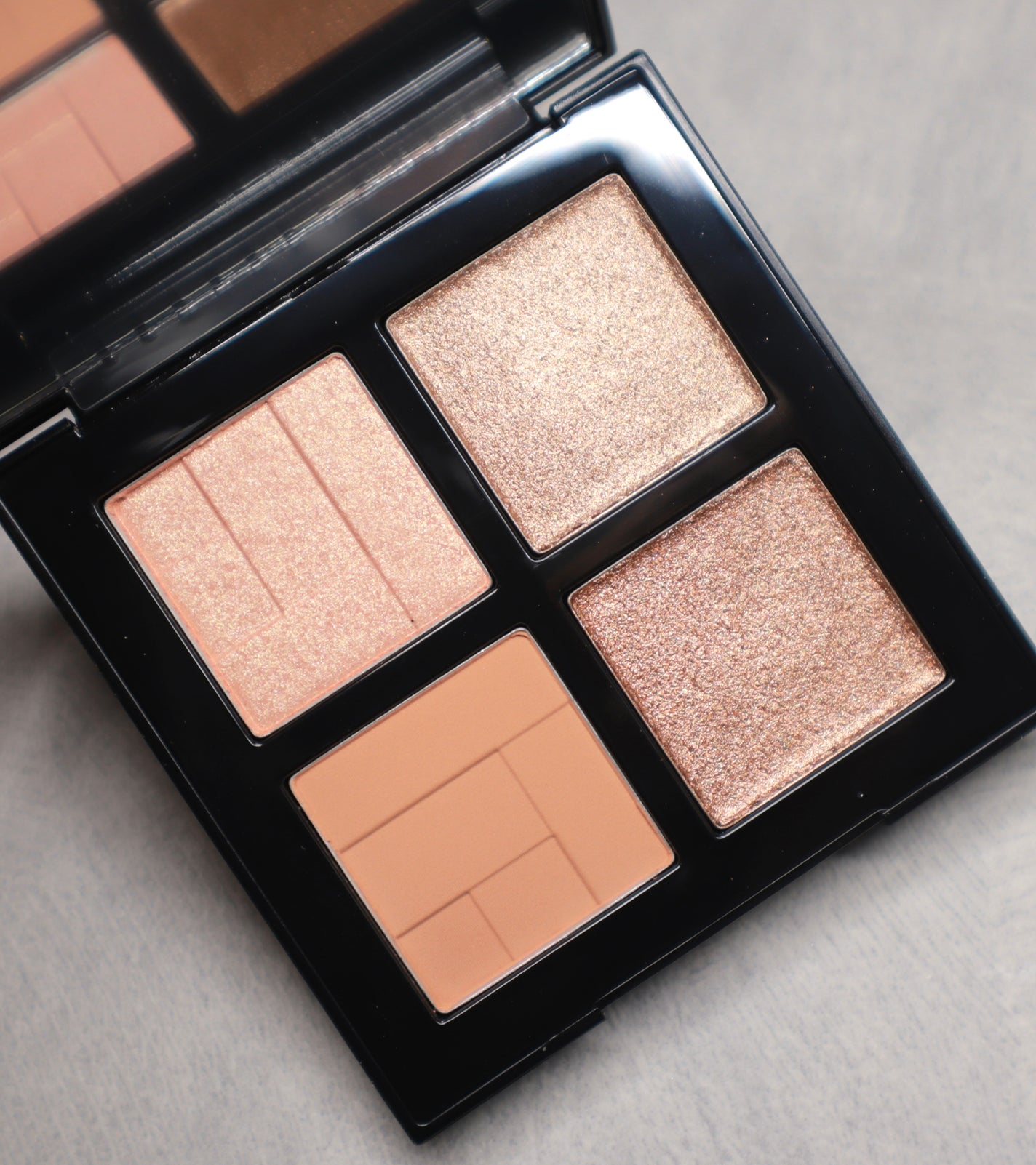 アイスカルプト/shu uemura/アイシャドウパレットを使ったクチコミ(2枚目)