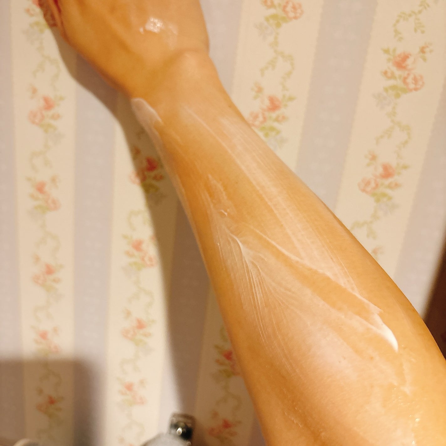 velvet dream shimmer body cream/munus/ボディクリームを使ったクチコミ(2枚目)