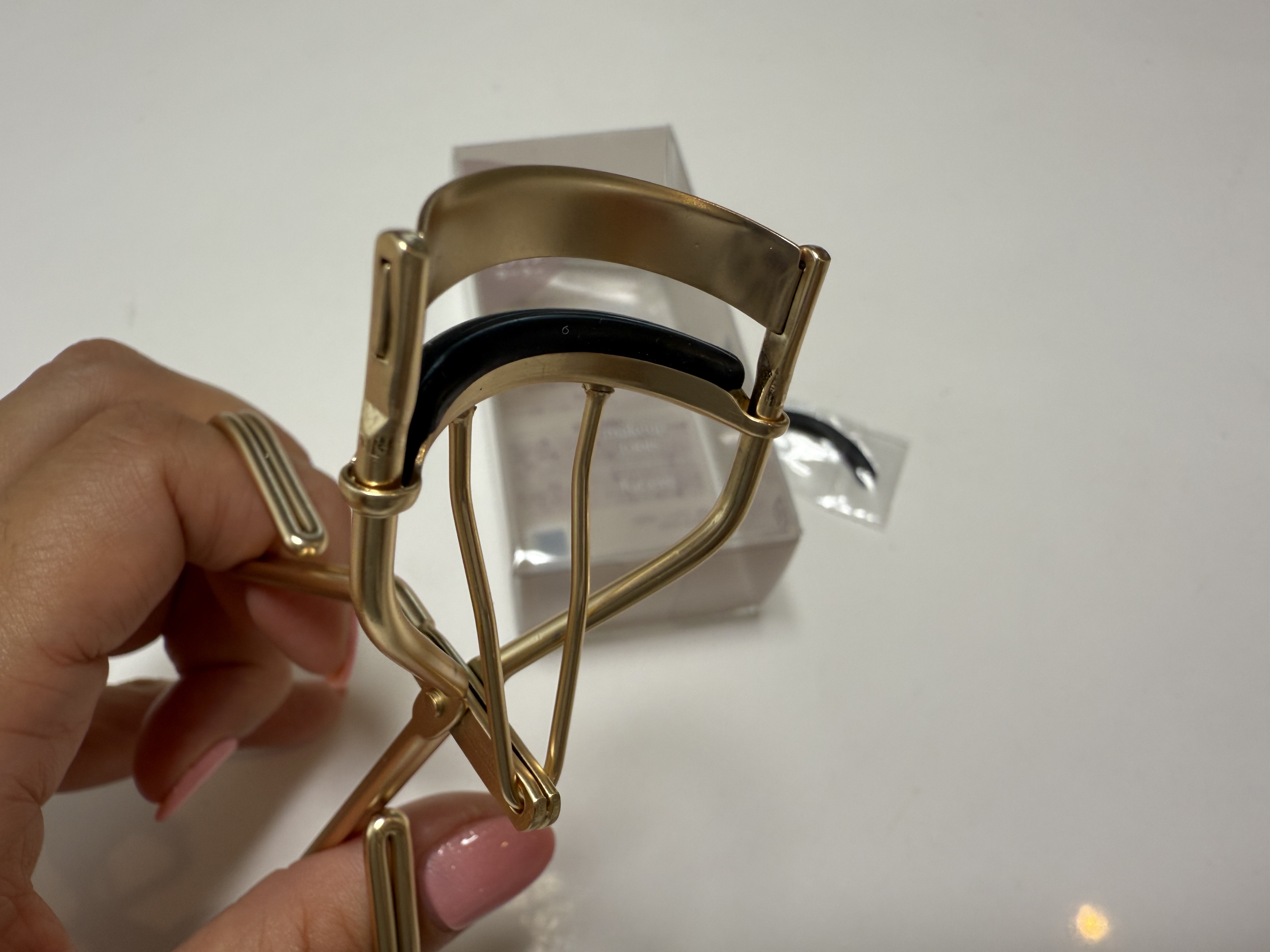 AuraU アウラユー/ビー・エヌ/メイクアップグッズを使ったクチコミ（1枚目）