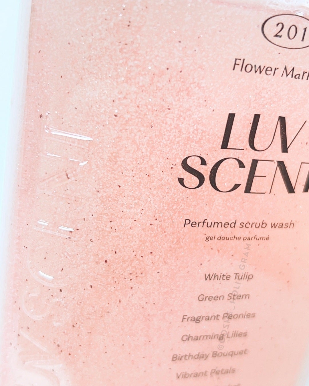 スクラブボディウォッシュ フラワーマーケット ホワイトチューリップ/LUV SCENT/ボディスクラブを使ったクチコミ(8枚目)