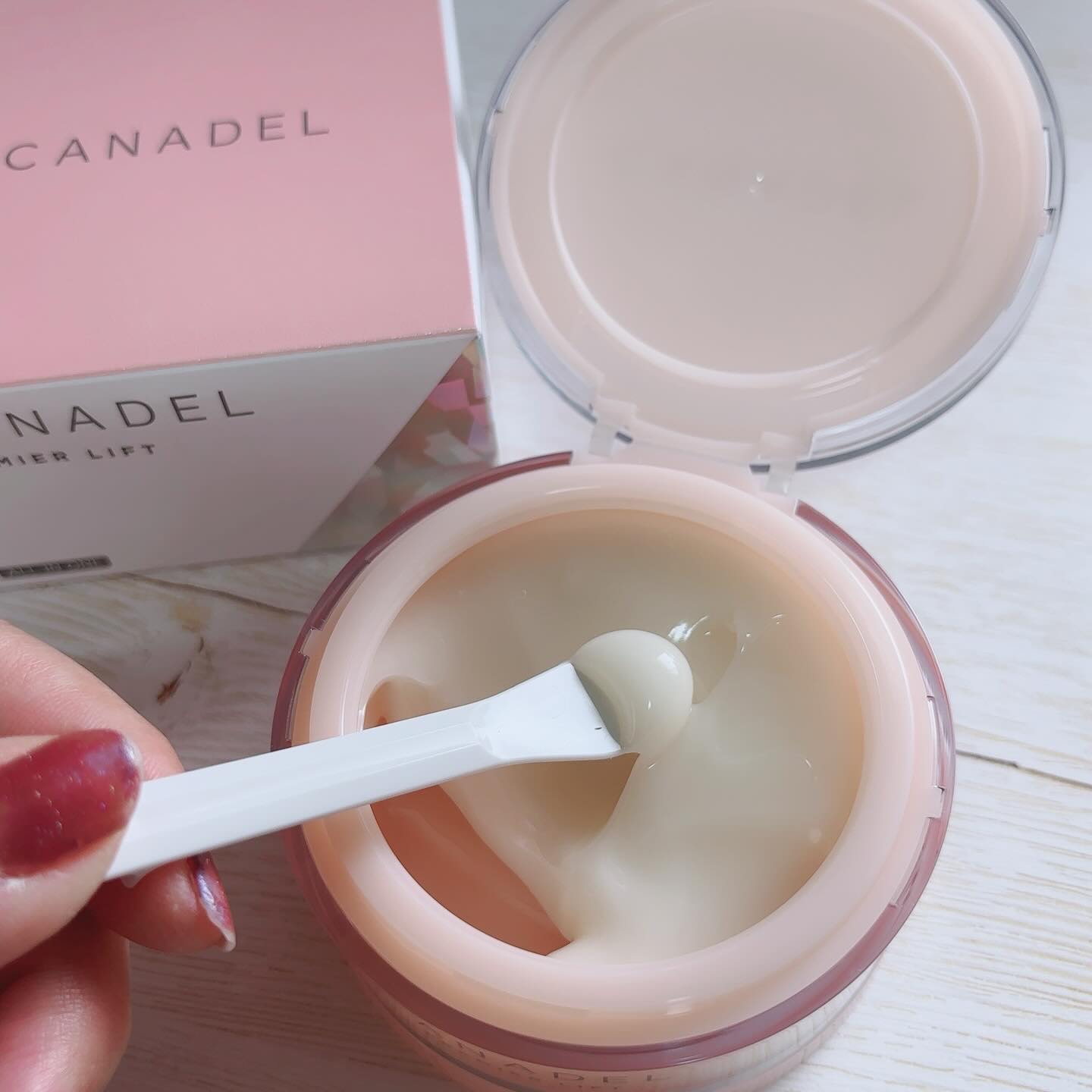 プレミアリフト/CANADEL/オールインワン化粧品を使ったクチコミ（2枚目）