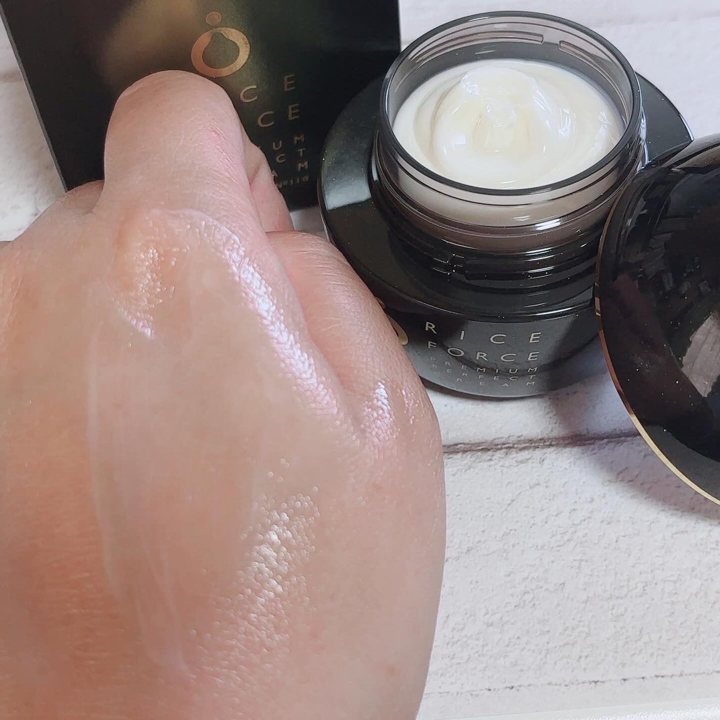 プレミアムパーフェクトクリーム/ライスフォース/フェイスクリームを使ったクチコミ(4枚目)