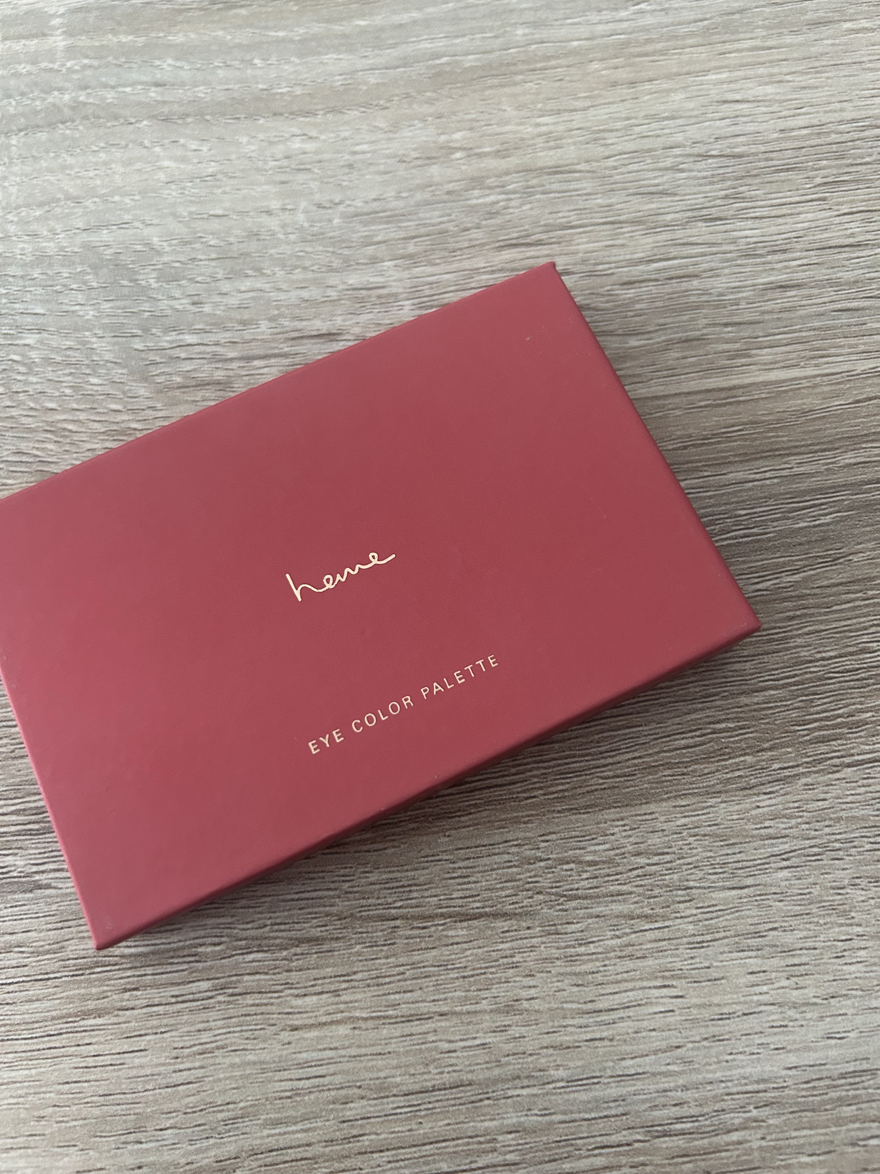 アイカラーパレット ローズピーチ/heme/アイシャドウパレットを使ったクチコミ（2枚目）