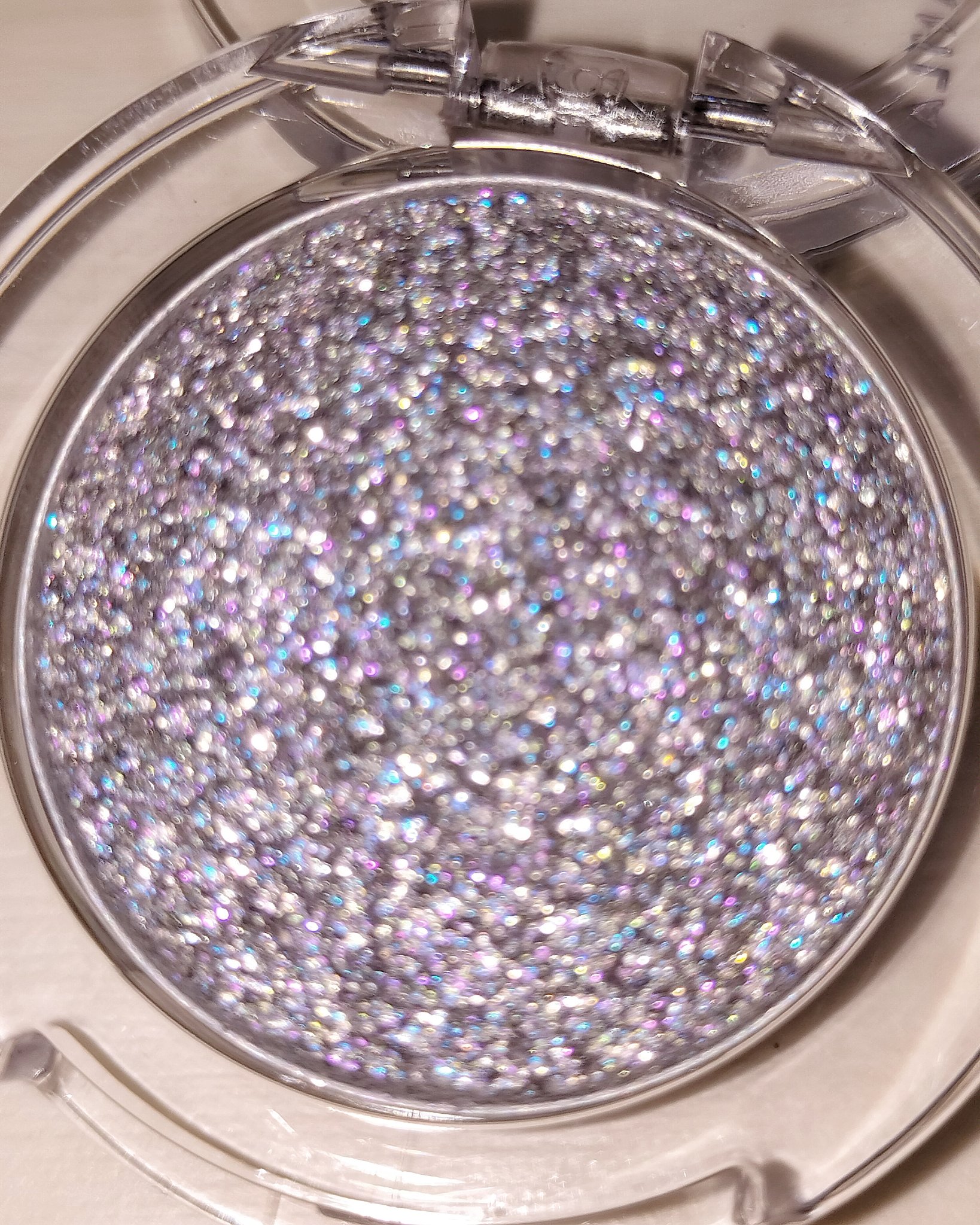 ハイパーホロビーム アイグリッター/BANILA CO/グリッターを使ったクチコミ（3枚目）