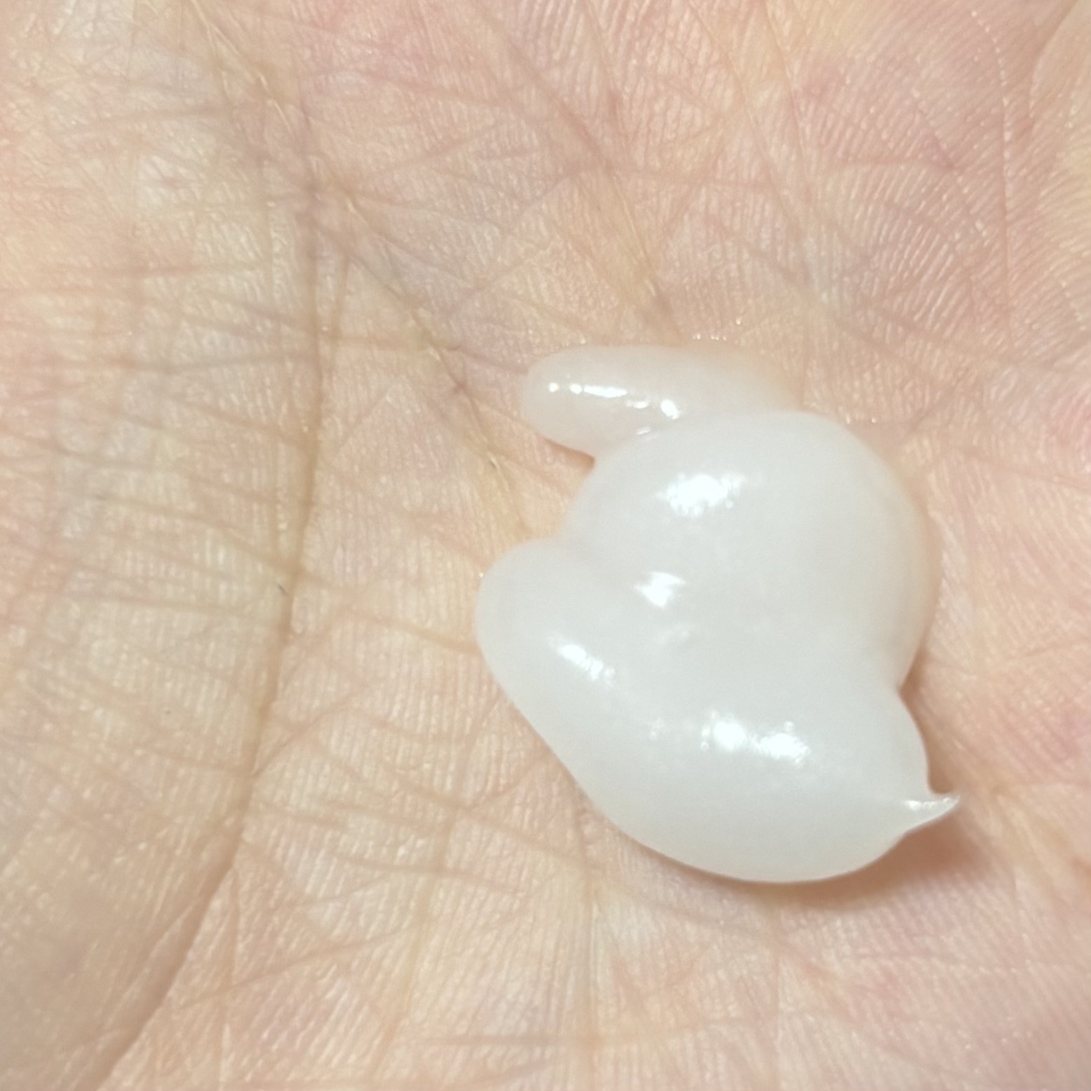 エッセンシャル プレミアム うるりジェリーミルク/エッセンシャル/ヘアミルクを使ったクチコミ（2枚目）