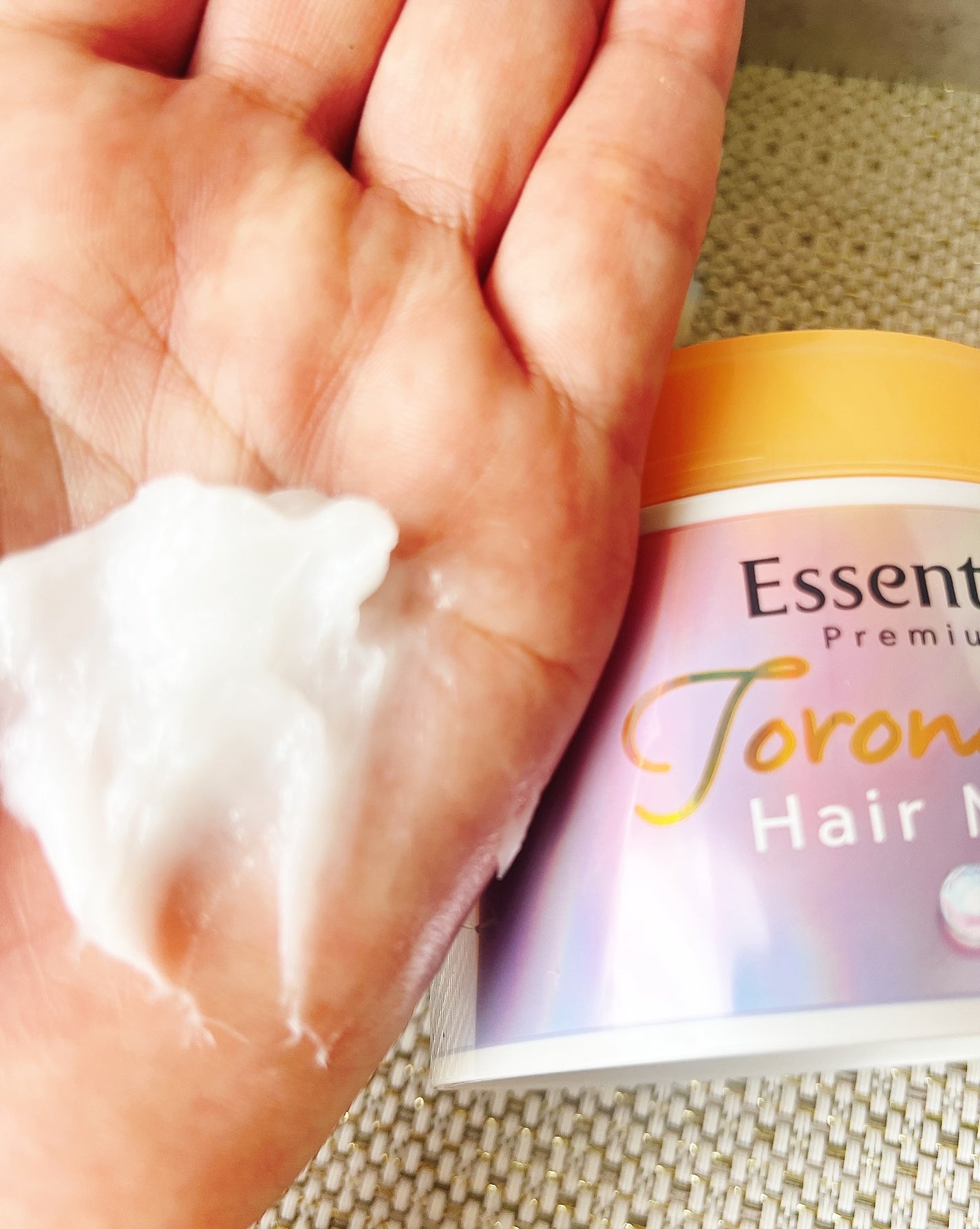 エッセンシャルプレミアム とろ生ヘアマスク/エッセンシャル/ヘアマスク・ヘアパックを使ったクチコミ(3枚目)