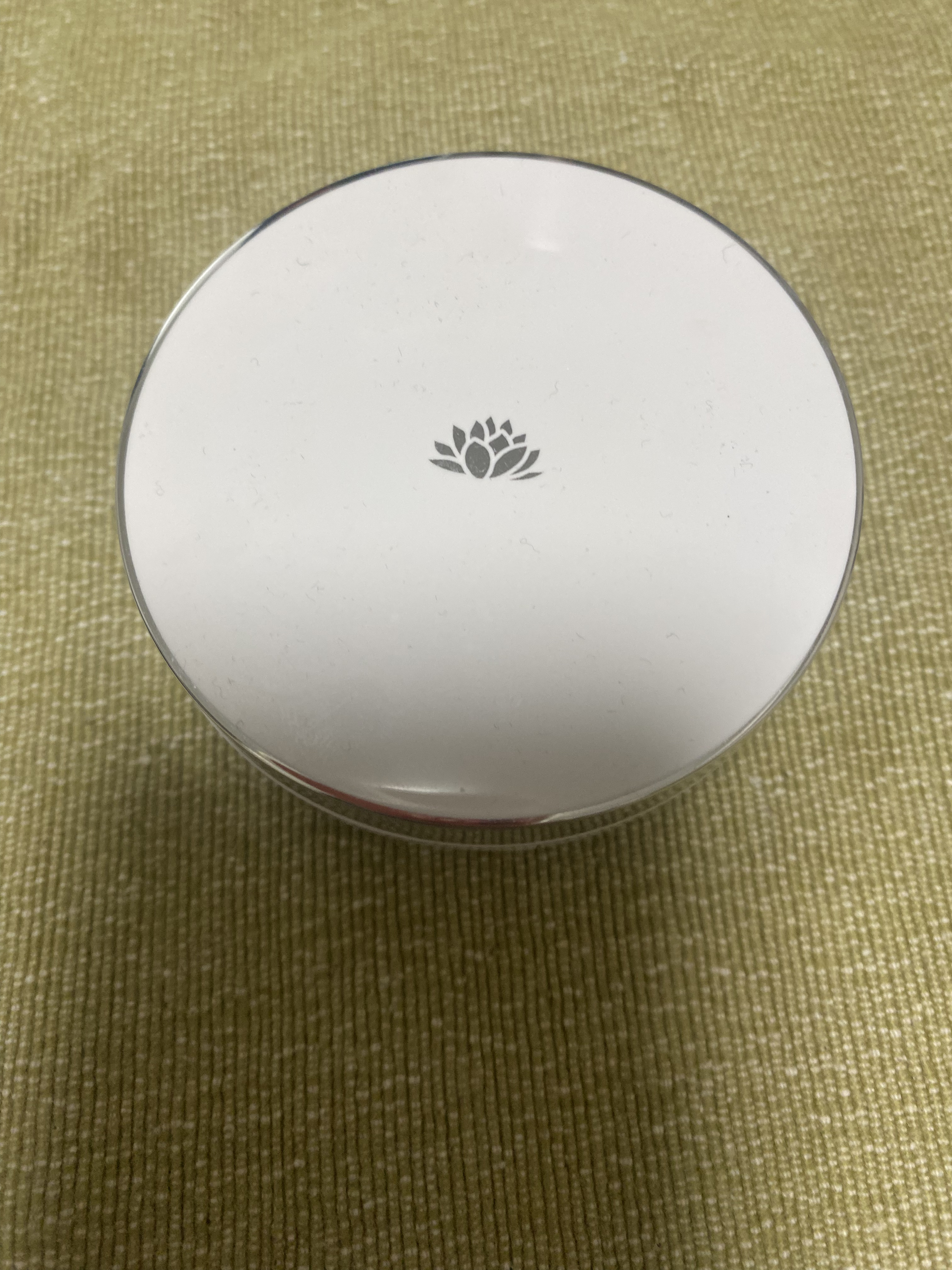 艶肌美人クッションコンパクト/エバーライフ/クッションファンデーションを使ったクチコミ（2枚目）