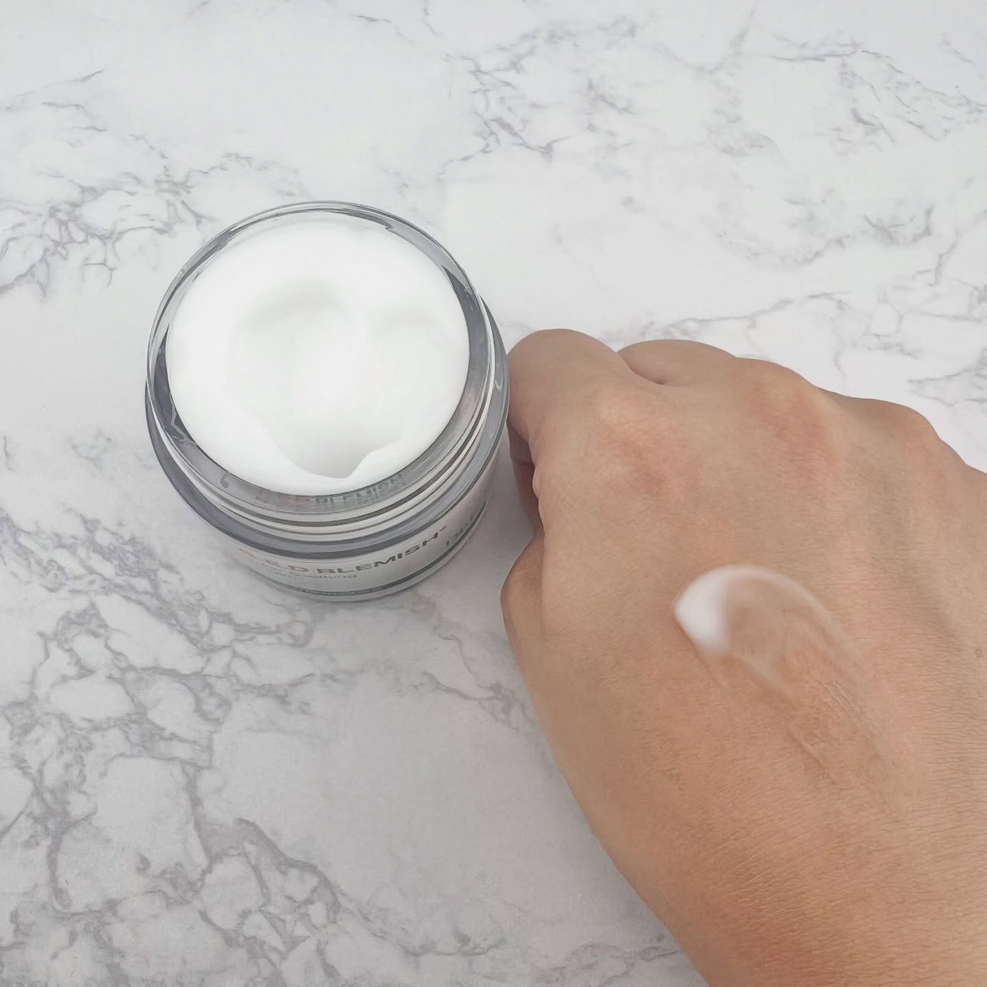 レッドブレミッシュ クリアスージングクリーム/Dr.G/フェイスクリームを使ったクチコミ(2枚目)