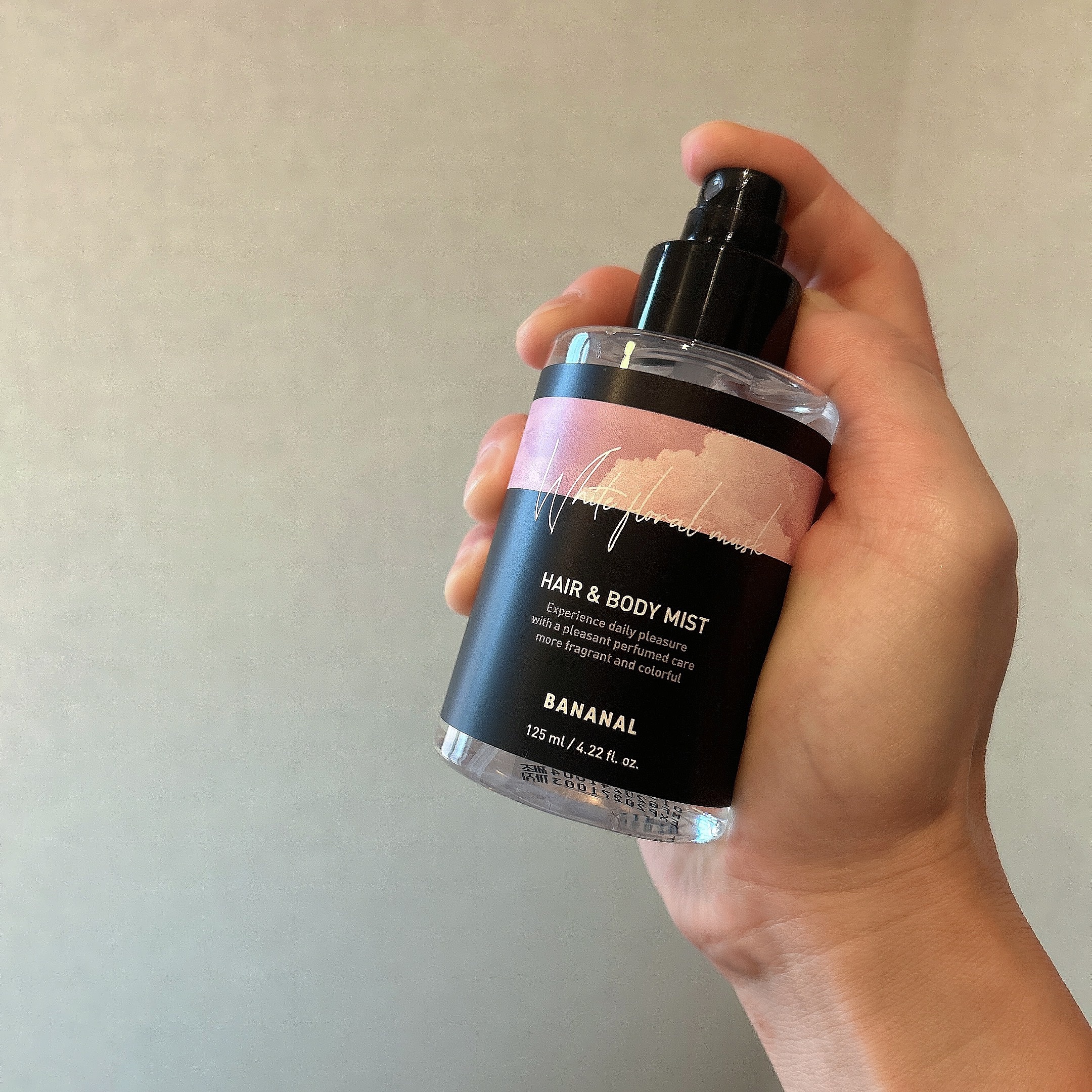 パフュームド ヘア＆ボディミスト White Floral Musk/BANANAL/ヘアミストを使ったクチコミ（2枚目）