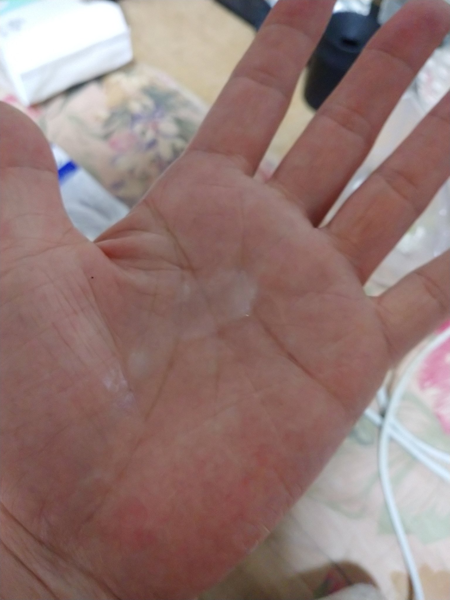 エッセンシャル プレミアム うるりキラリオイル/エッセンシャル/ヘアオイルを使ったクチコミ（3枚目）