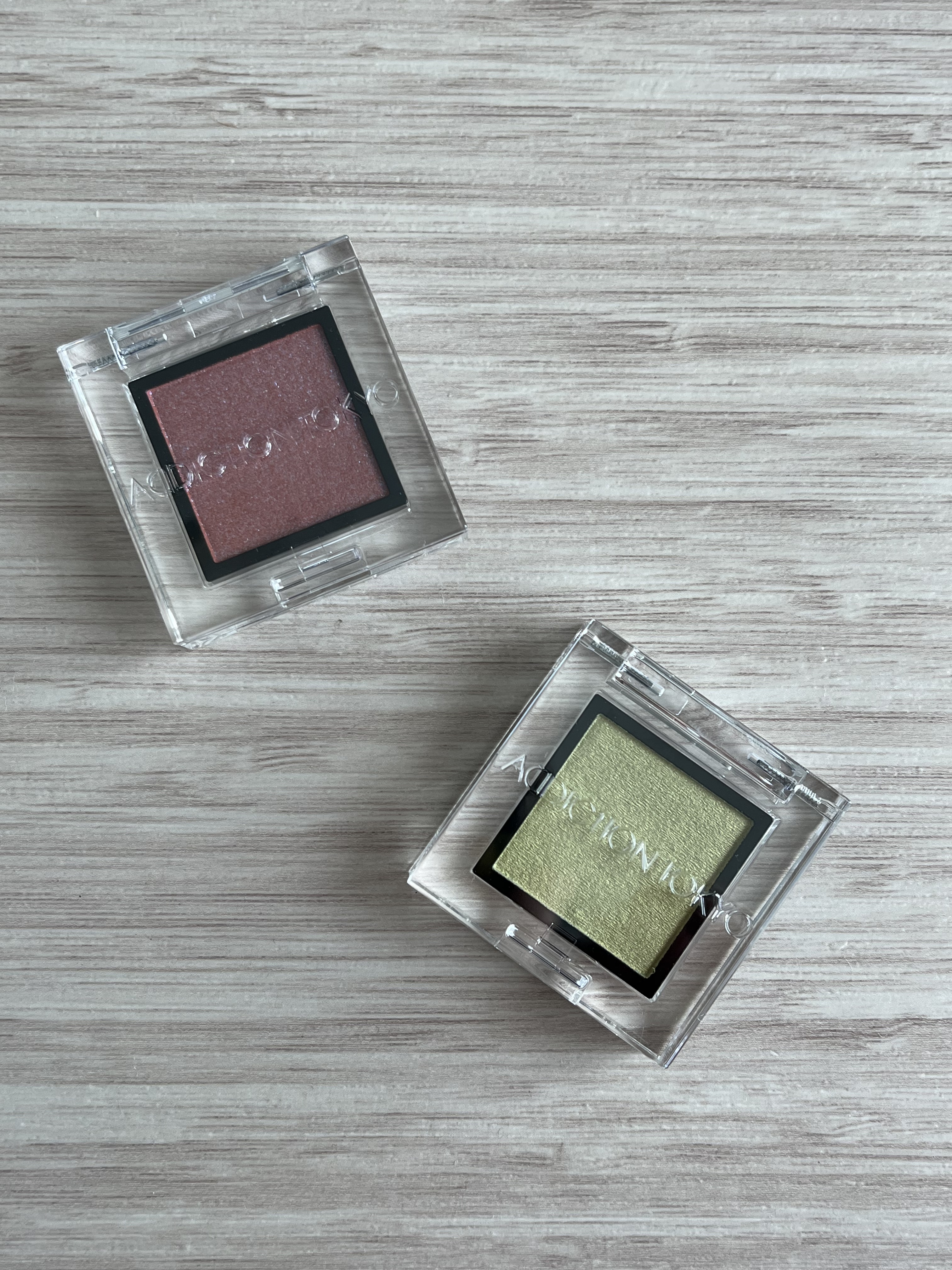  アディクション　ザ アイシャドウ プリズム/ADDICTION/単色アイシャドウを使ったクチコミ（1枚目）