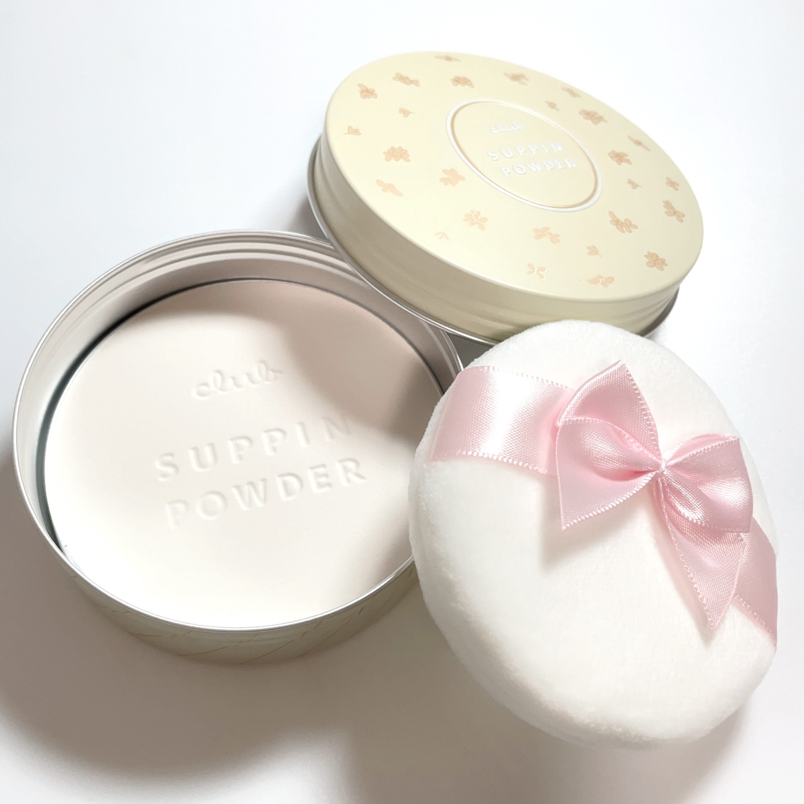 すっぴんパウダーC 初恋キンモクセイの香り/クラブ/プレストパウダーを使ったクチコミ（1枚目）