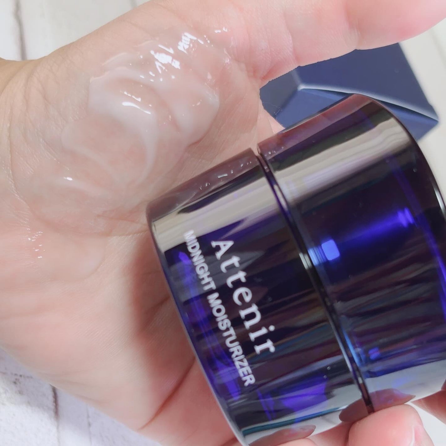 アテニア ミッドナイトモイスチャライザー/アテニア/フェイスクリームを使ったクチコミ(3枚目)