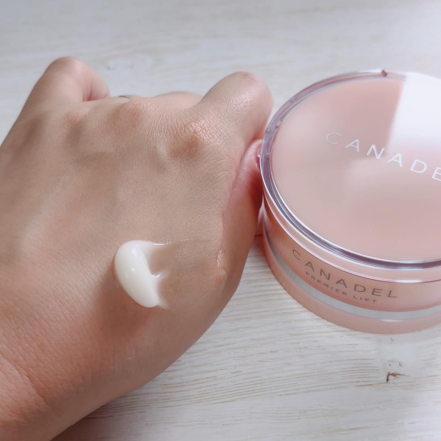 プレミアリフト/CANADEL/オールインワン化粧品を使ったクチコミ(4枚目)