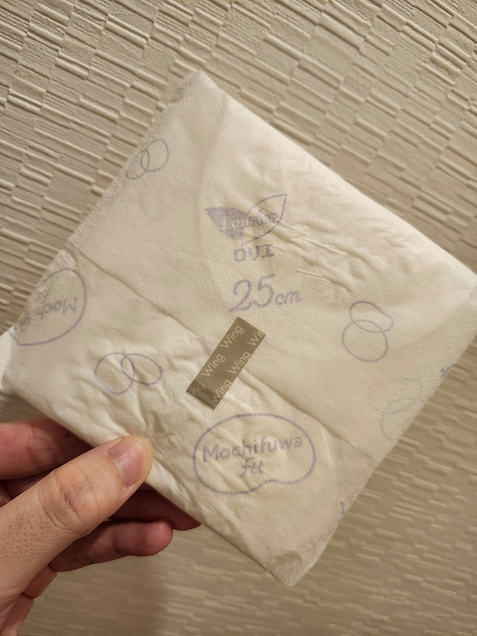 ロリエ もちふわ fit 25cm 羽つき 14コ入 (医薬部外品 )/ロリエ/ナプキンを使ったクチコミ（3枚目）