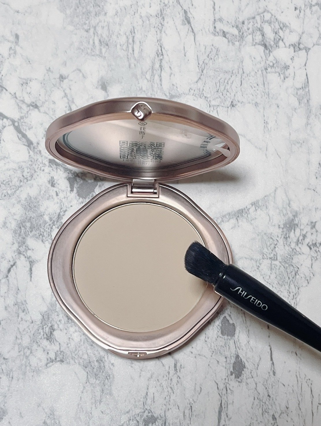 玉容凝脂プレストパウダー Z25/花西子/プレストパウダーを使ったクチコミ（2枚目）