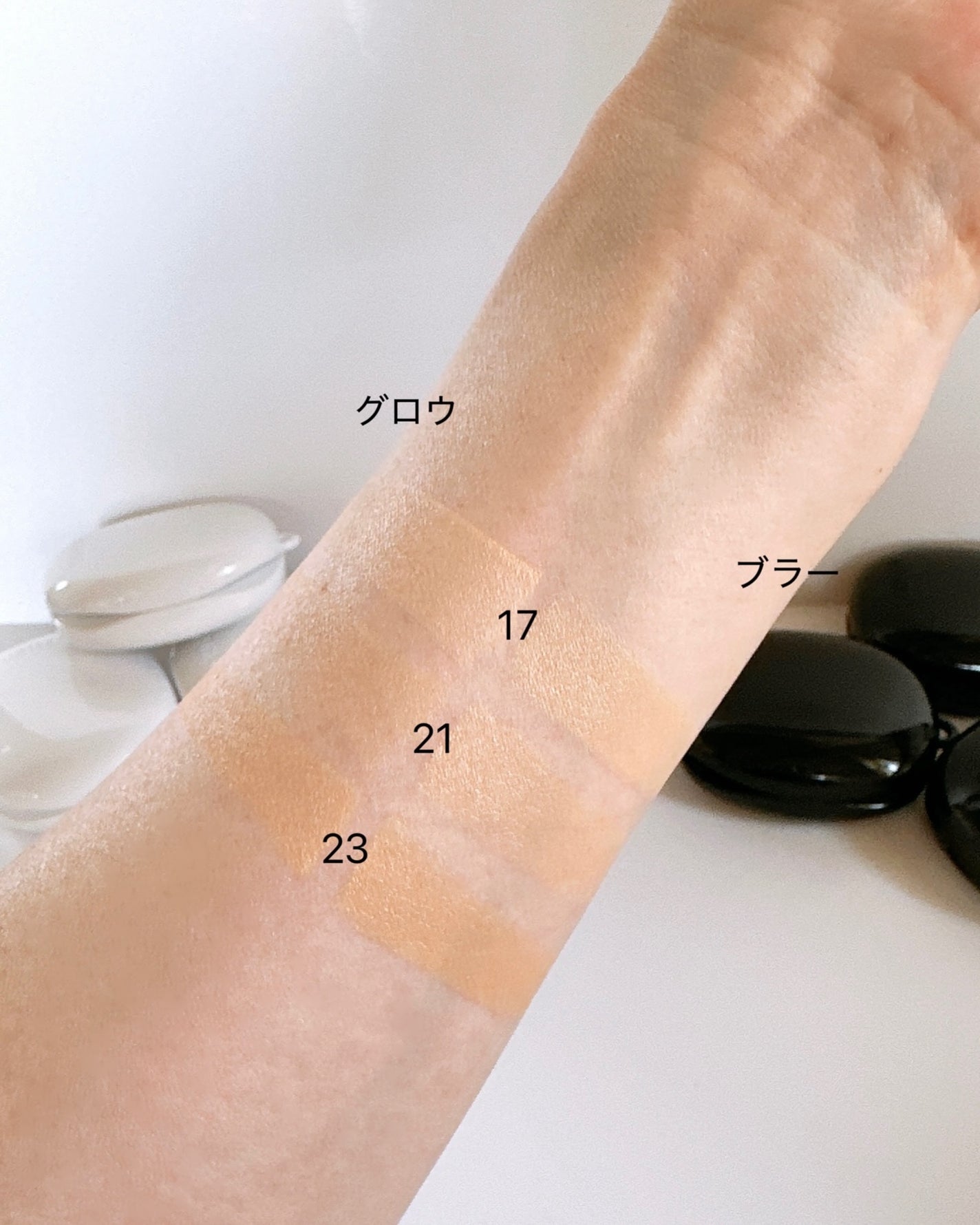 プベルグロウクッション ミニ/EITHER&/クッションファンデーションを使ったクチコミ(4枚目)